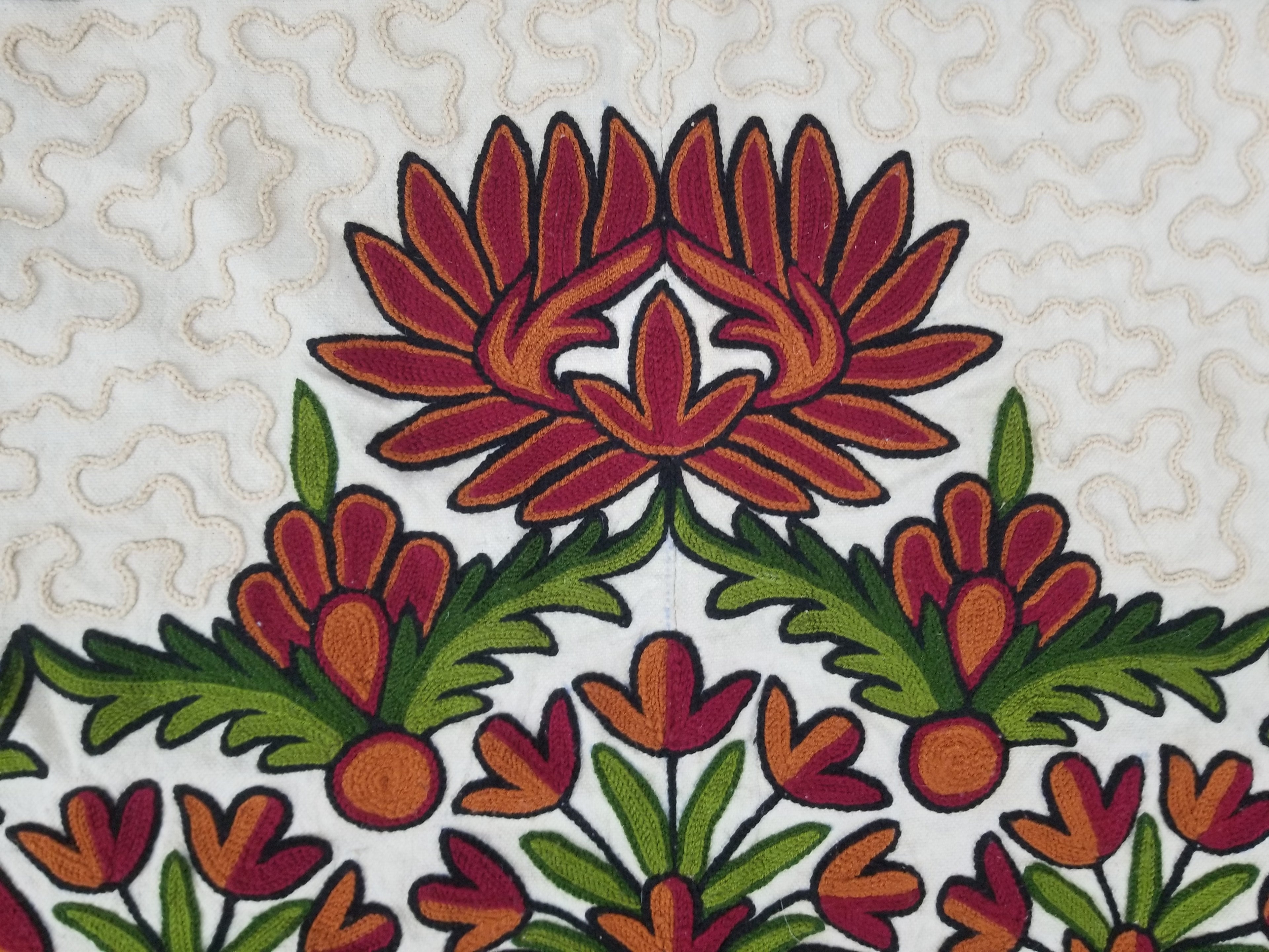Vintage Traditional Kashmiri Wool Crewel Work Floral Bedspread 251x223cm