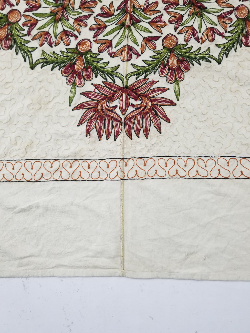 Vintage Traditional Kashmiri Wool Crewel Work Floral Bedspread 251x223cm