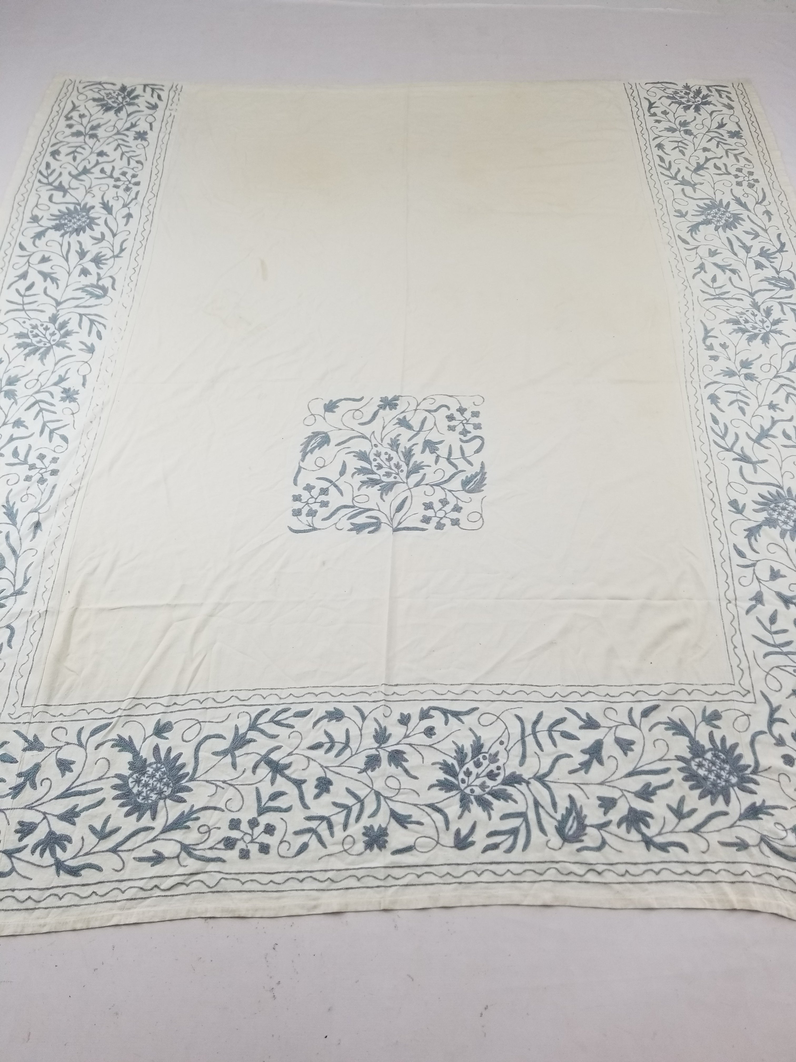Vintage Traditional Indian Kashmiri Crewel Work Floral Textile Panel 255x228cm