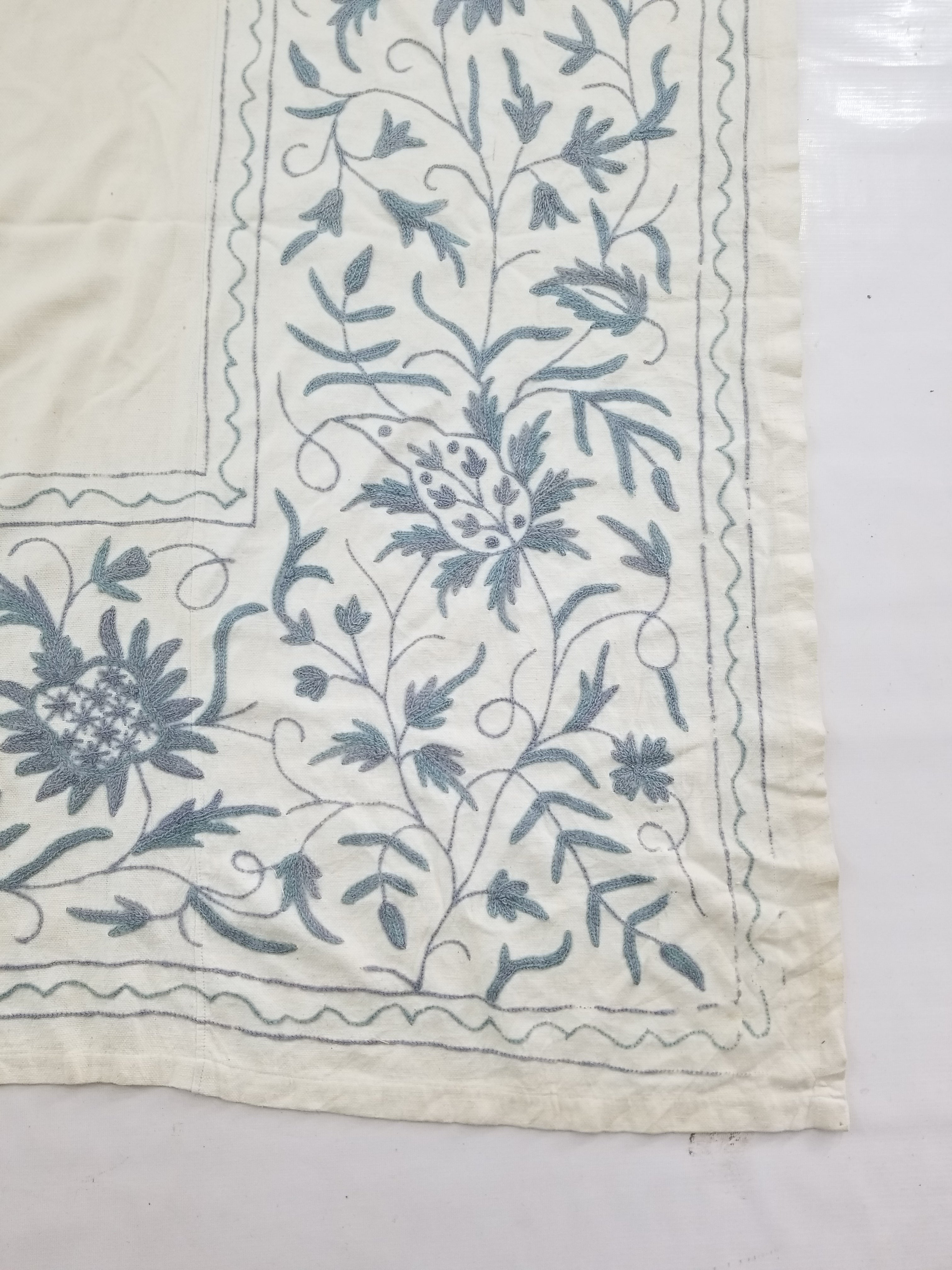 Vintage Traditional Indian Kashmiri Crewel Work Floral Textile Panel 255x228cm
