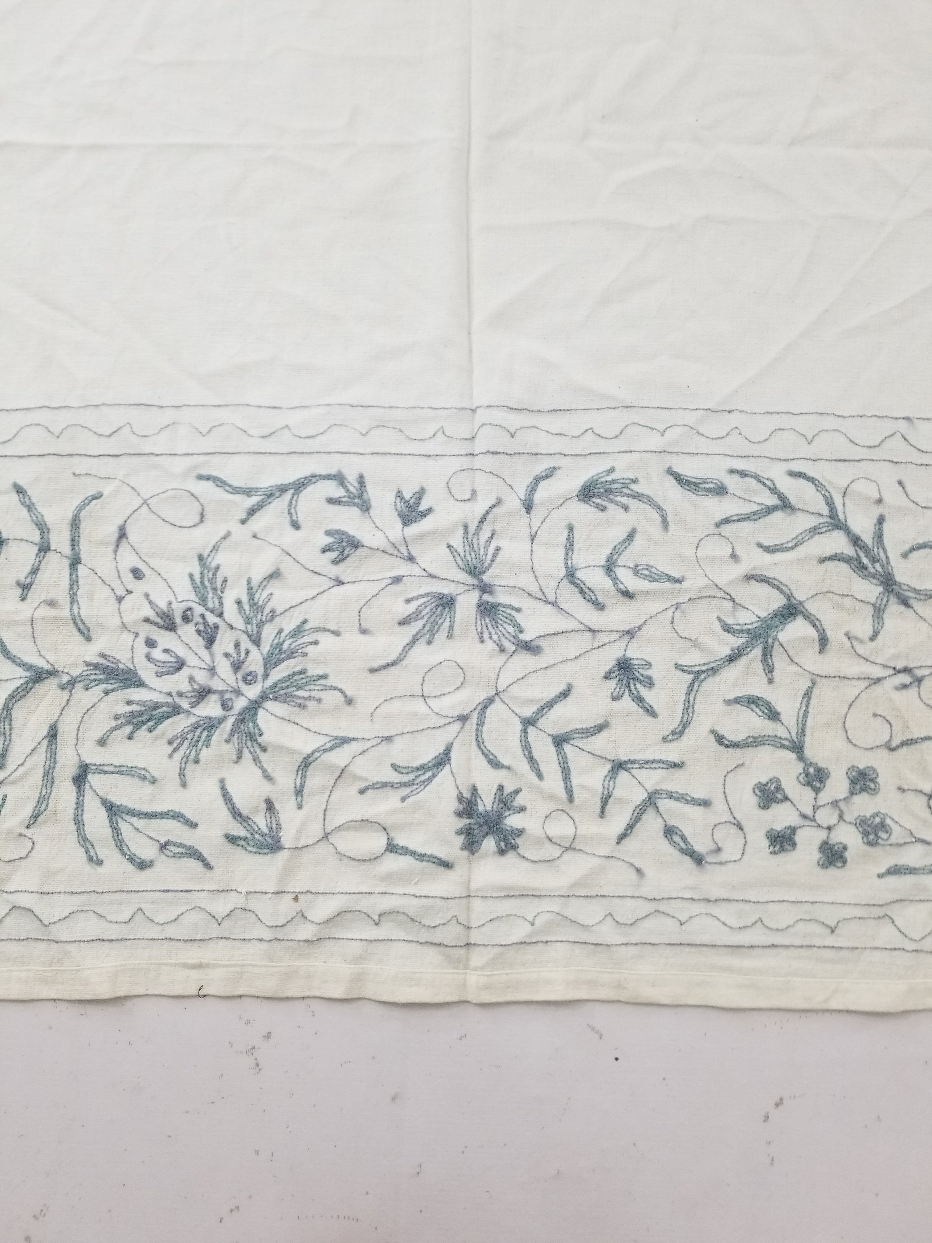 Vintage Traditional Indian Kashmiri Crewel Work Floral Textile Panel 255x228cm