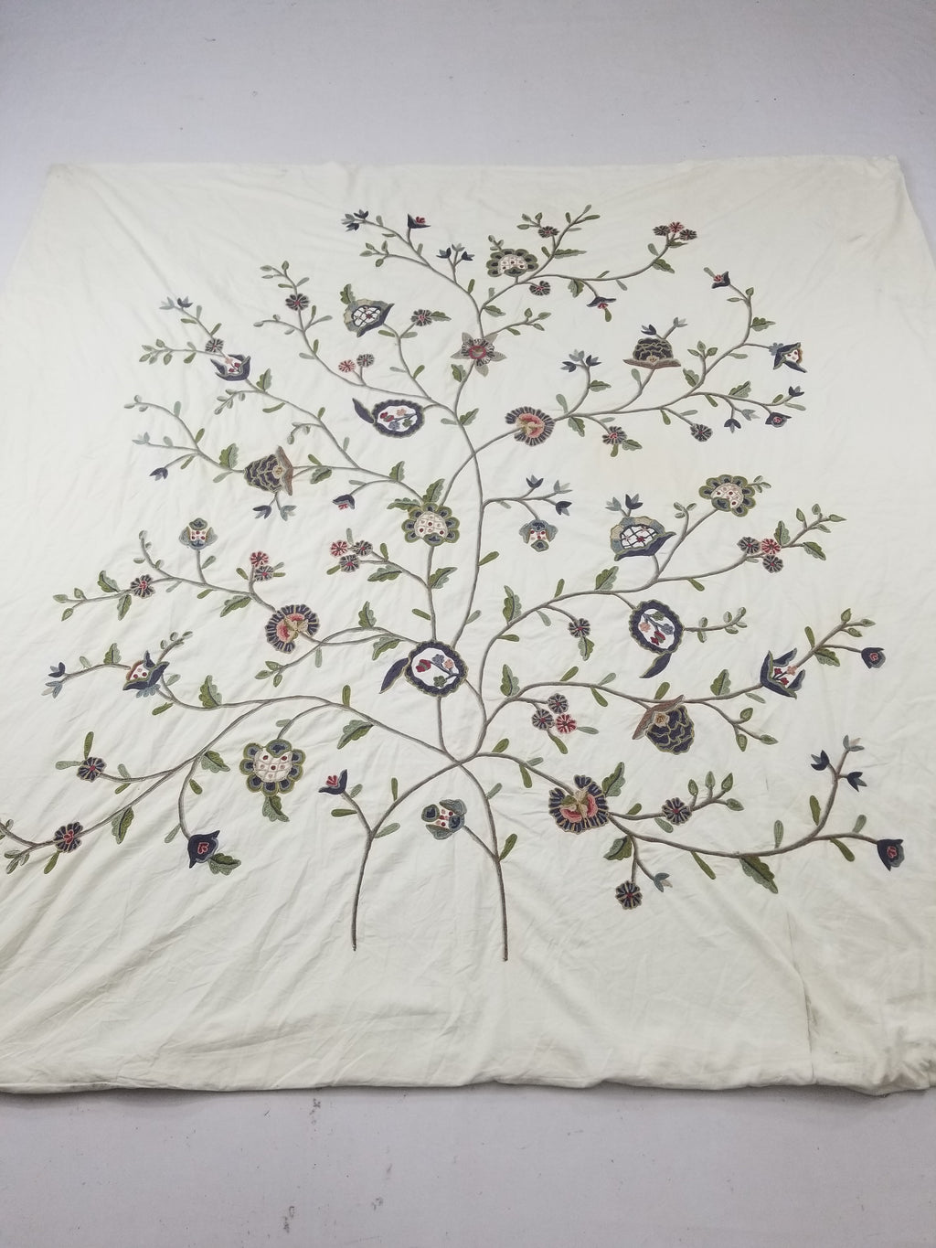 Antique Jacobean Style Crewel Work Tree of Life Coverlet / Quilt 224x218cm
