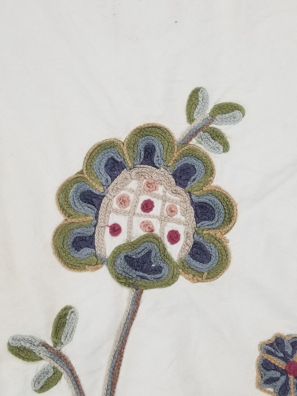 Antique Jacobean Style Crewel Work Tree of Life Coverlet / Quilt 224x218cm