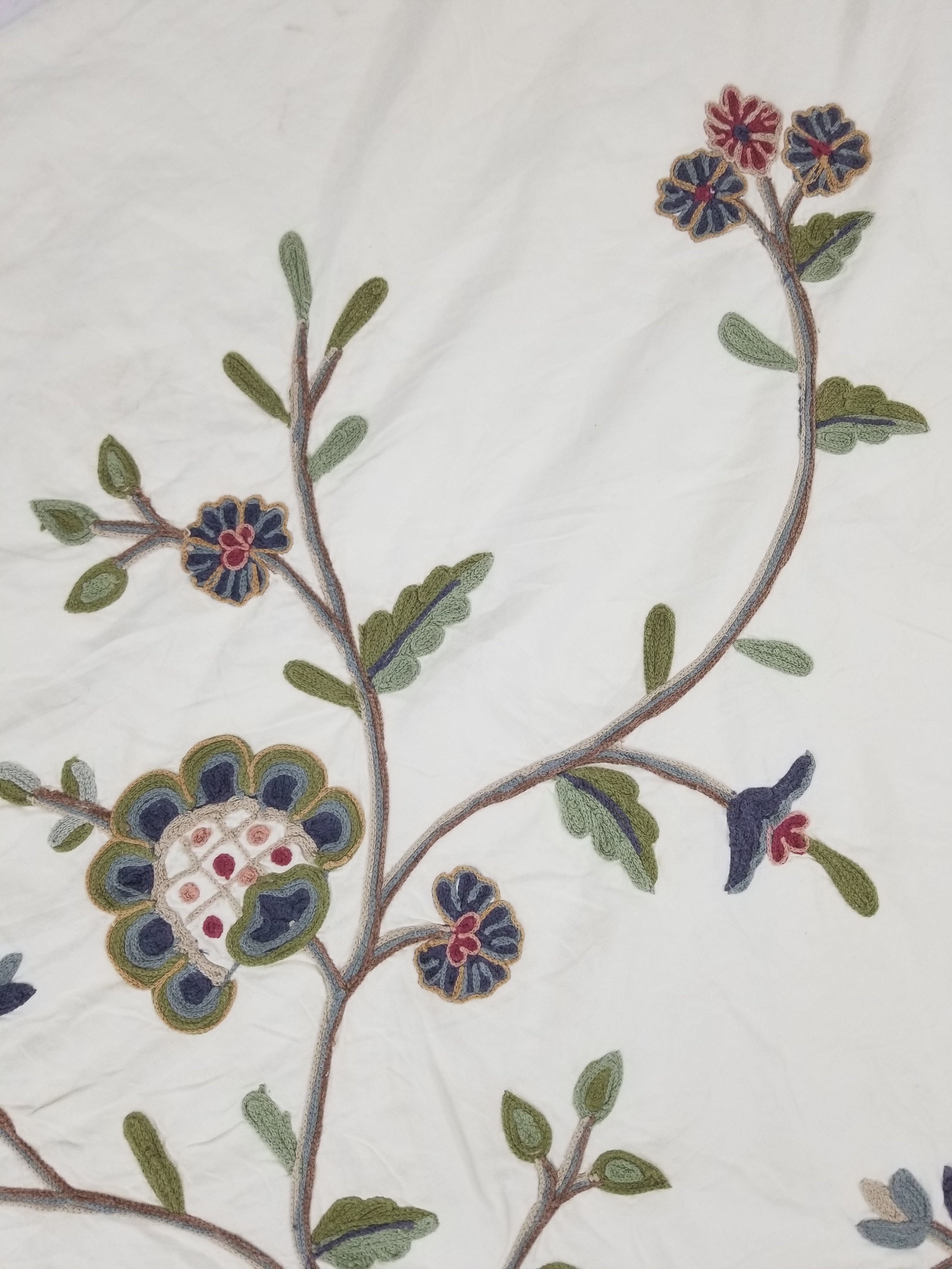 Antique Jacobean Style Crewel Work Tree of Life Coverlet / Quilt 224x218cm