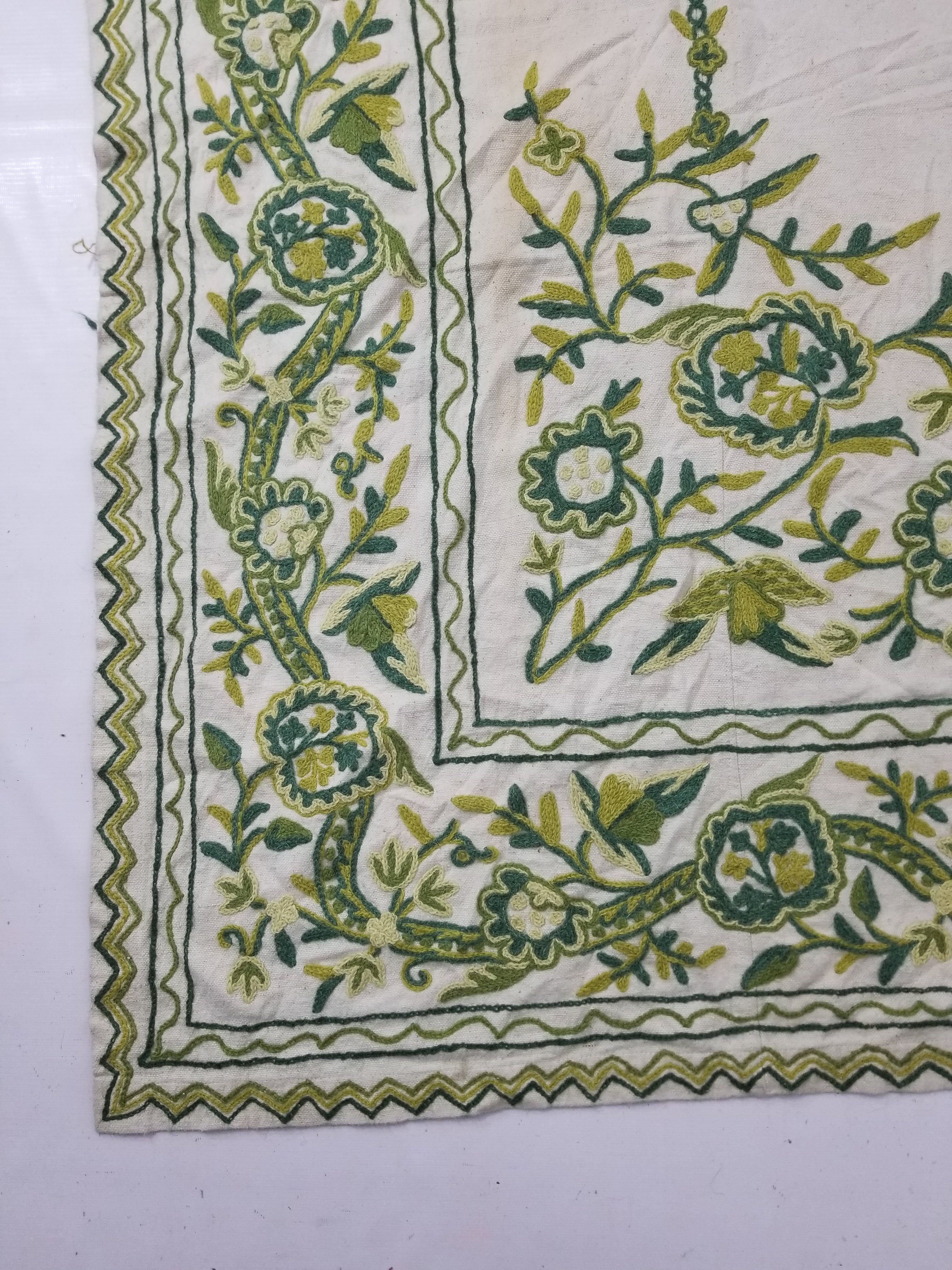 Antique Traditional Indian Kashmiri Crewel Work Floral Tablecloth 237x180cm