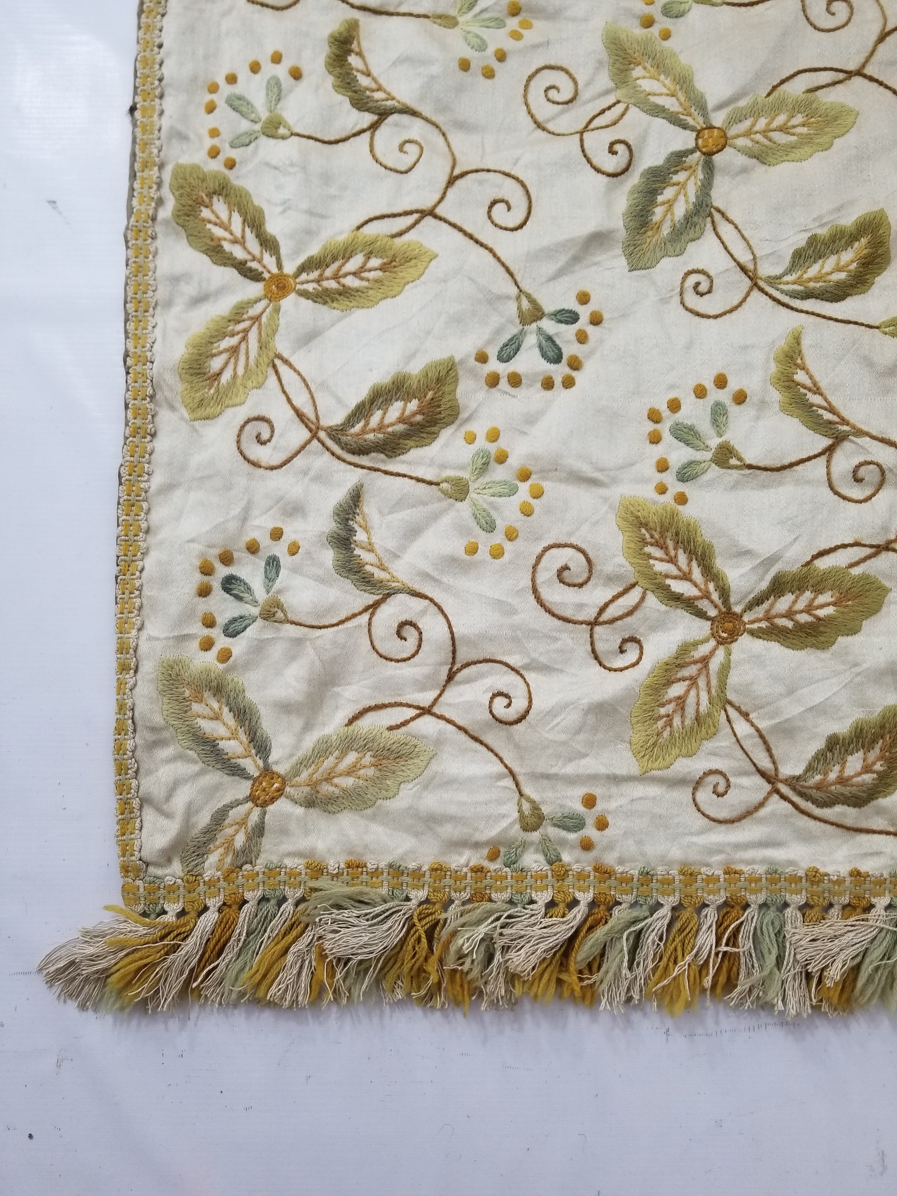 Antique Traditional Hand-Embroidered Botanical Throw/Coverlet 247x213cm