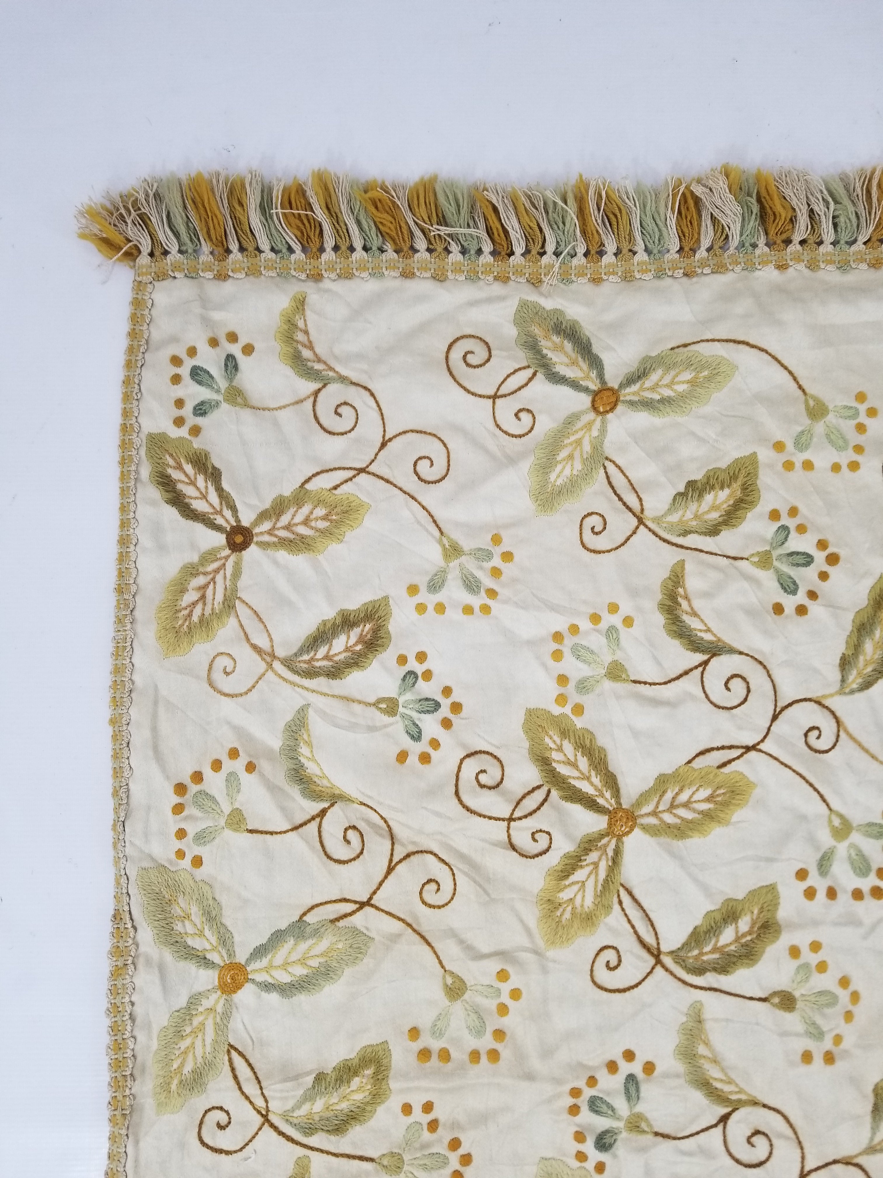 Antique Traditional Hand-Embroidered Botanical Throw/Coverlet 247x213cm