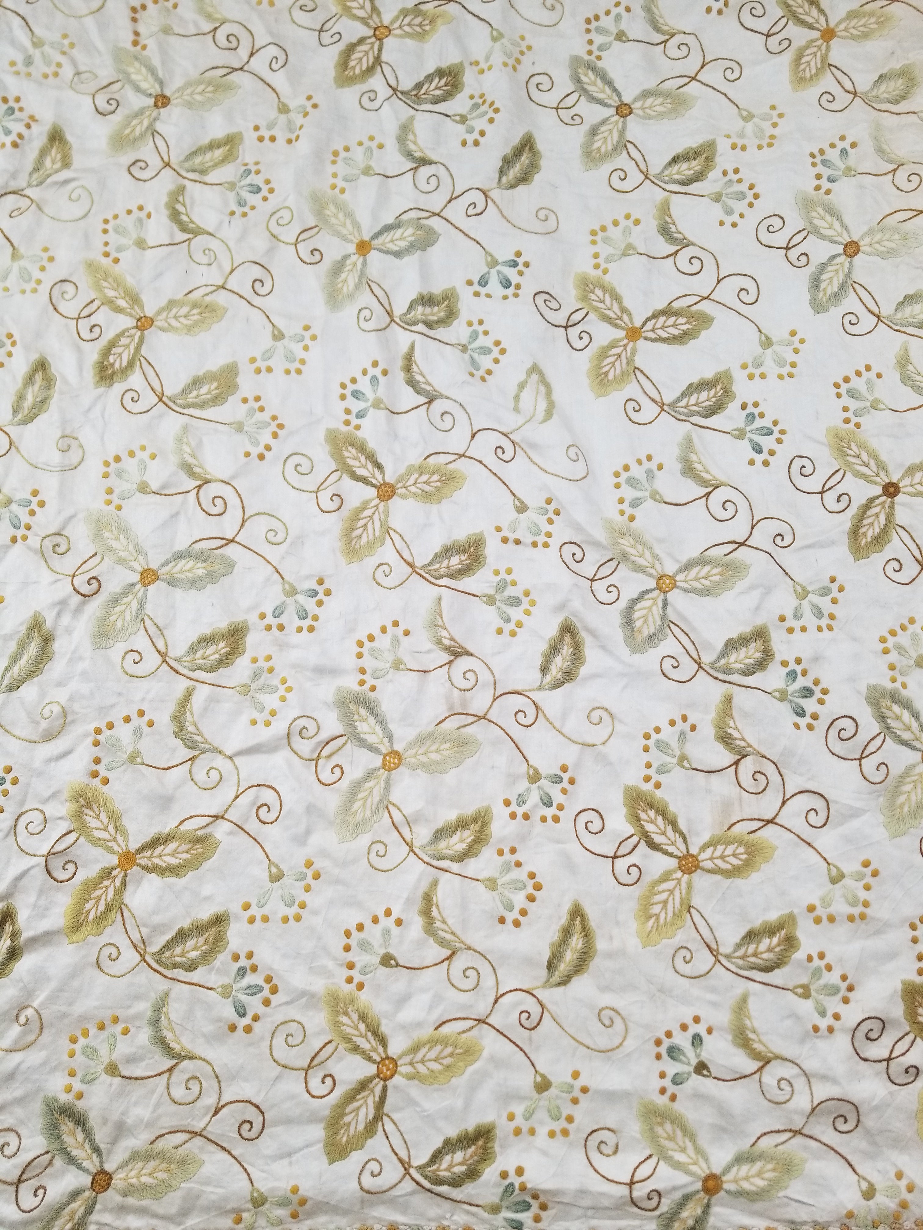 Antique Traditional Hand-Embroidered Botanical Throw/Coverlet 247x213cm