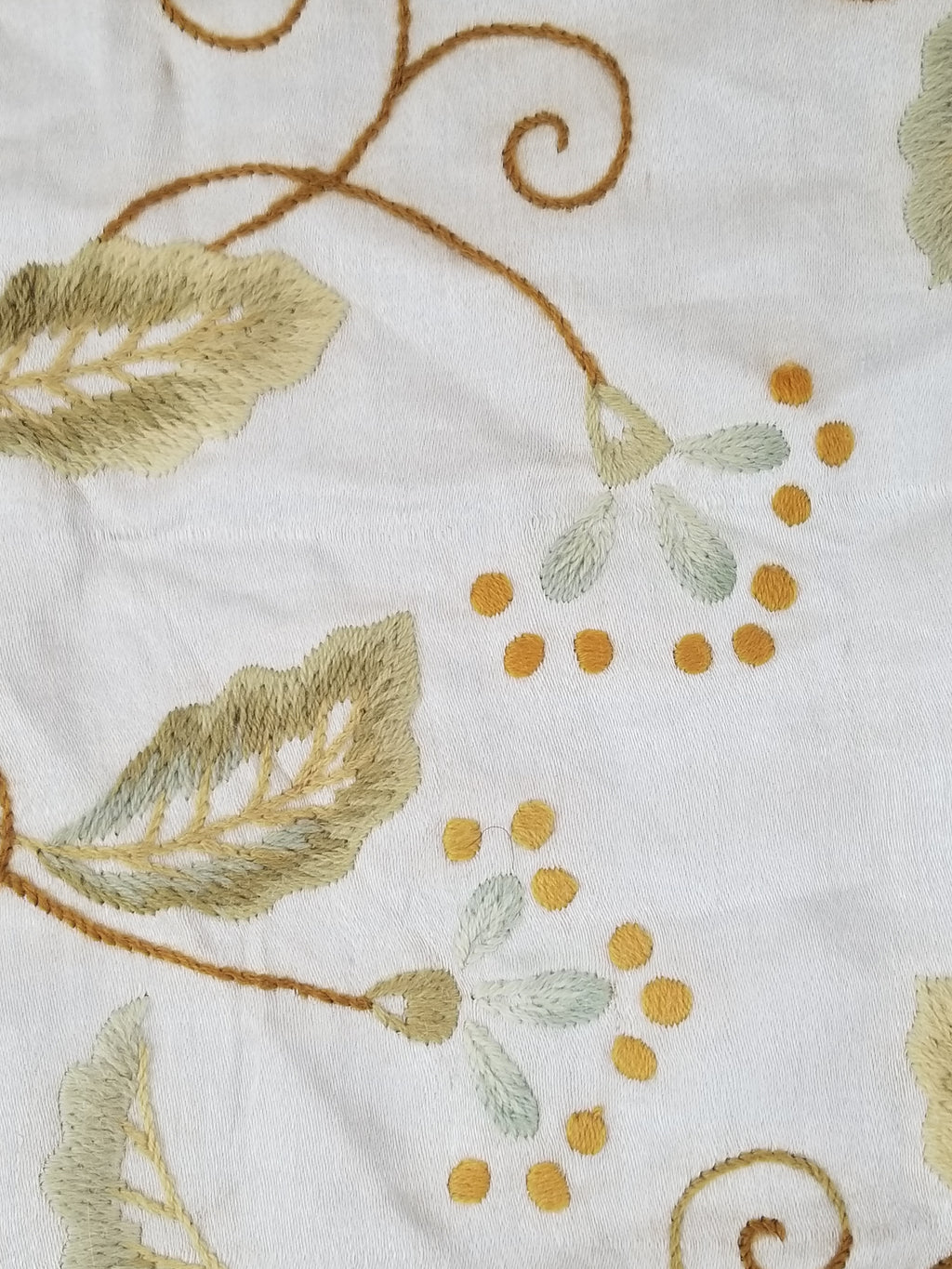 Antique Traditional Hand-Embroidered Botanical Throw/Coverlet 247x213cm