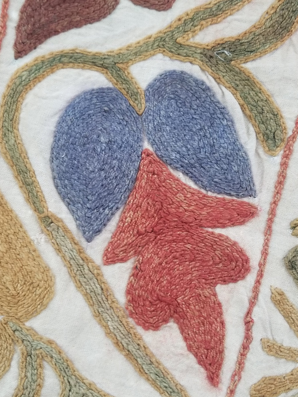 Vintage Traditional Indian Kashmiri Crewel Work Floral Textile 174x150cm