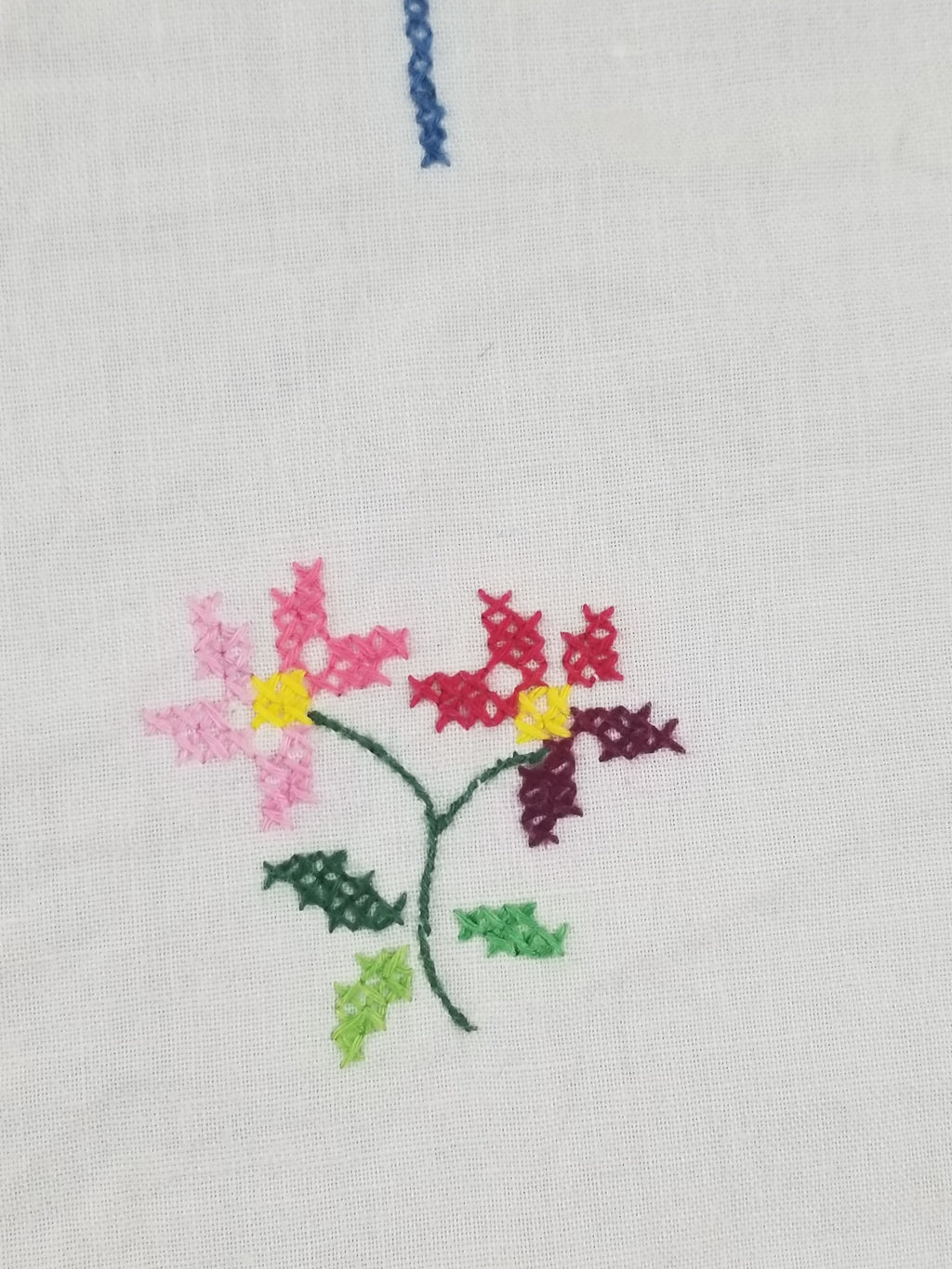 Vintage Traditional Floral Cross Stitch Embroidered Lace Tablecloth 206x157cm
