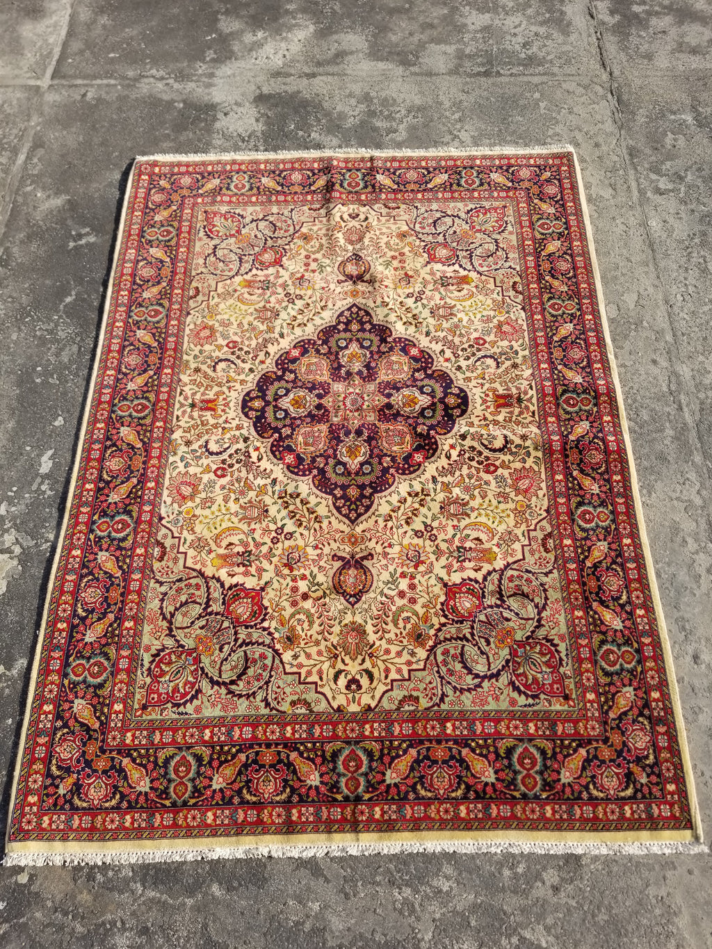 Antique Traditional Handmade Persian Wool Multicolor Rug 204x142cm