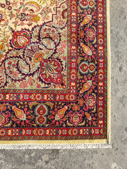 Antique Traditional Handmade Persian Wool Multicolor Rug 204x142cm