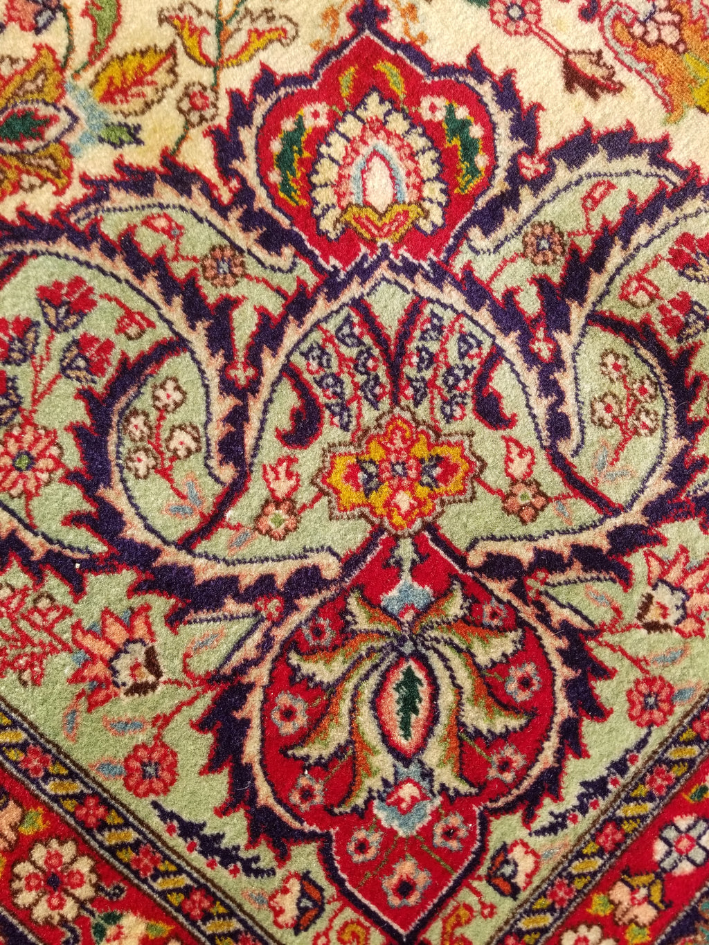 Antique Traditional Handmade Persian Wool Multicolor Rug 204x142cm
