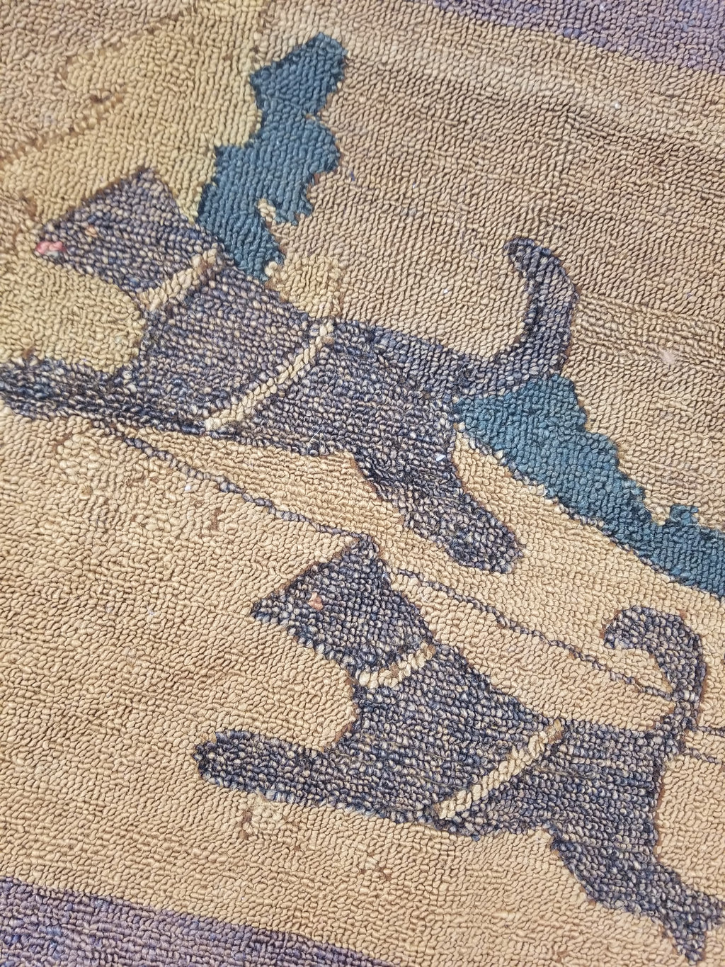 Vintage Handmade Dog Sledding Through the Wilderness Wall Tapestry 124x38cm