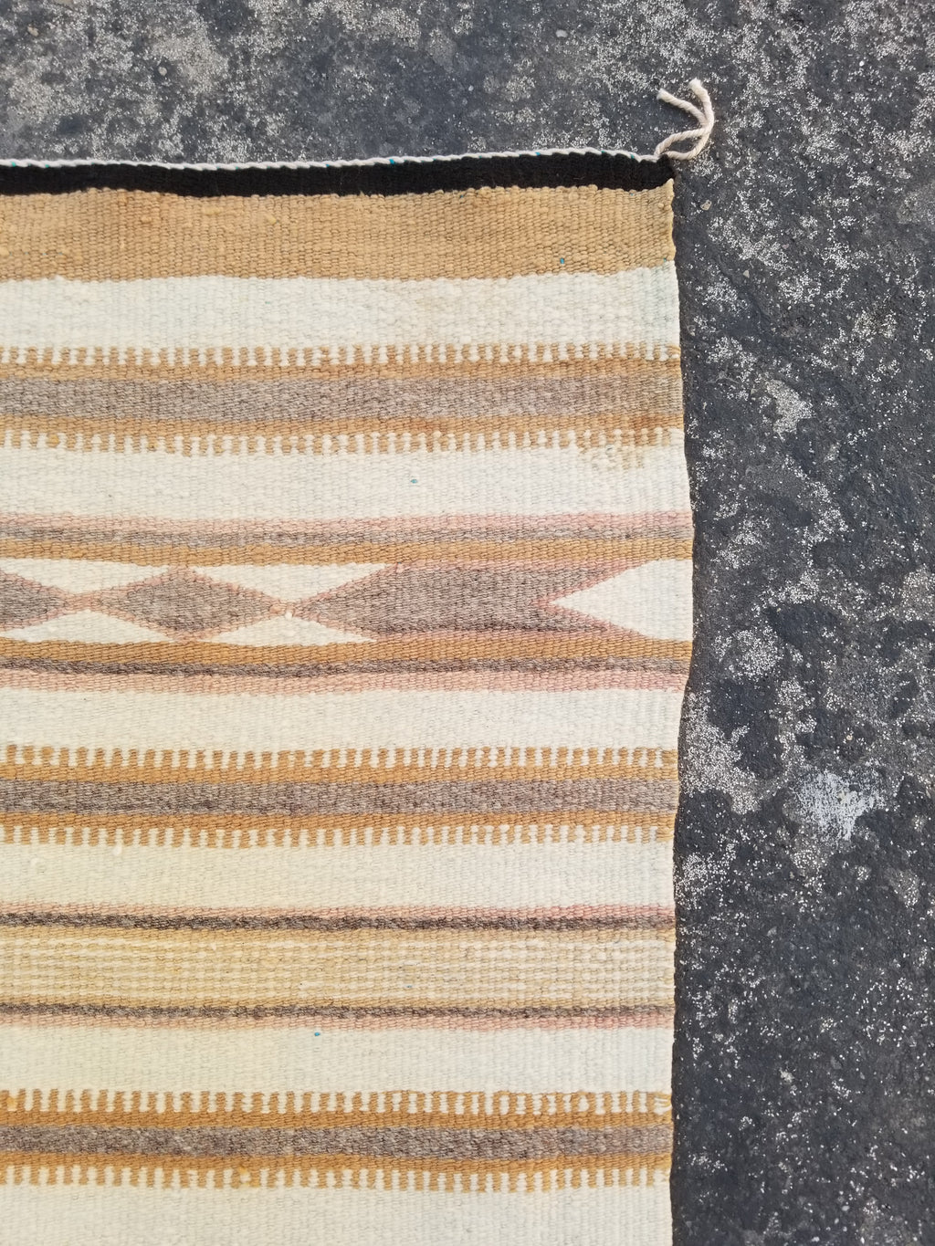 Vintage Traditional Handmade Native American Navajo Oriental Wool Rug 82x52cm