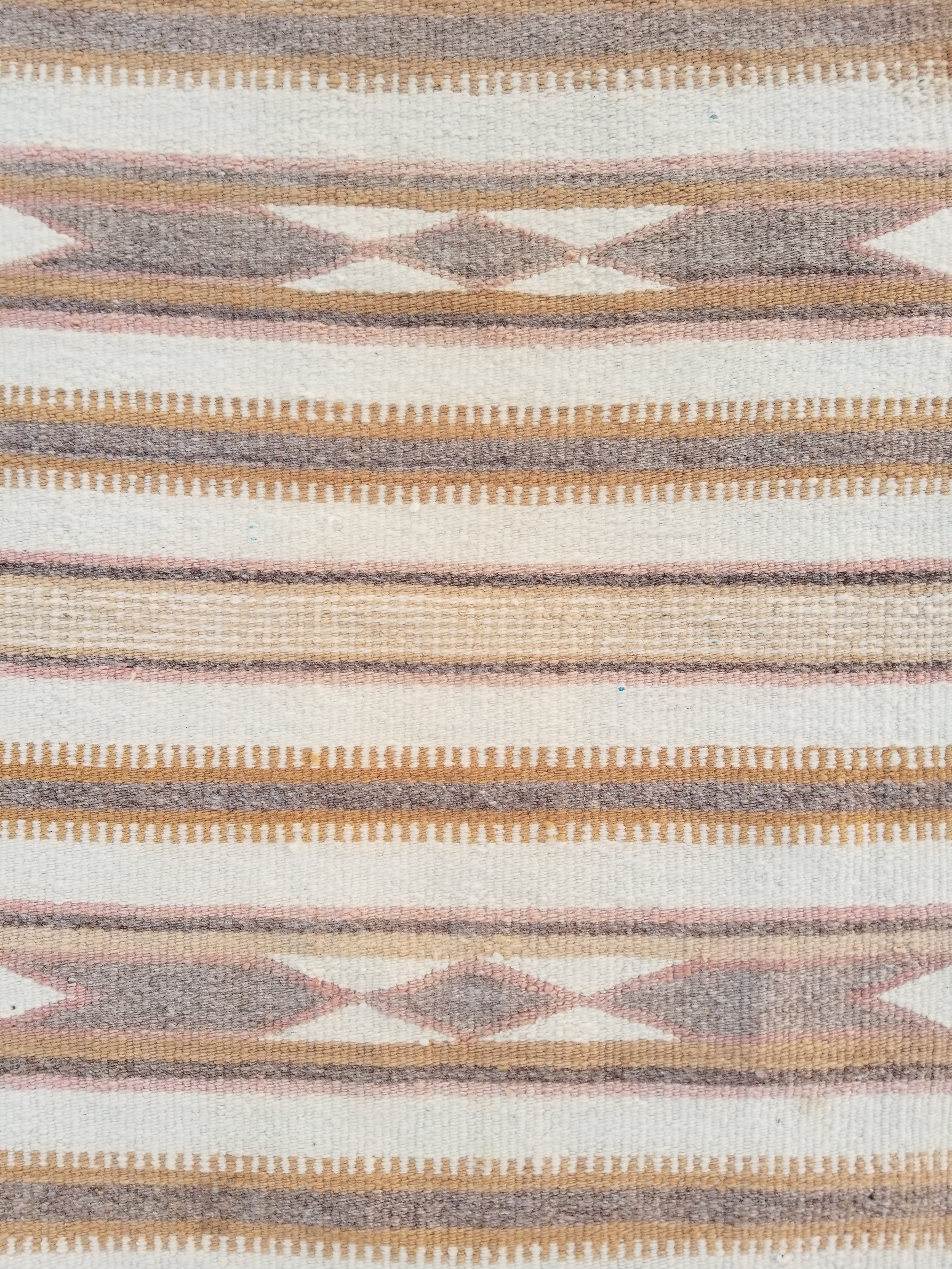 Vintage Traditional Handmade Native American Navajo Oriental Wool Rug 82x52cm