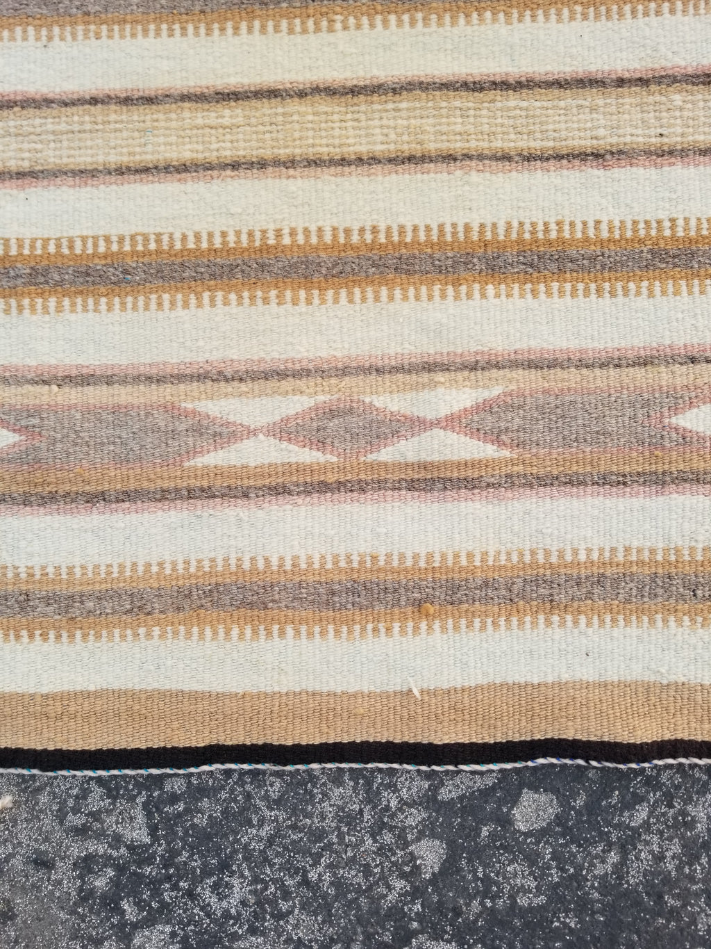 Vintage Traditional Handmade Native American Navajo Oriental Wool Rug 82x52cm