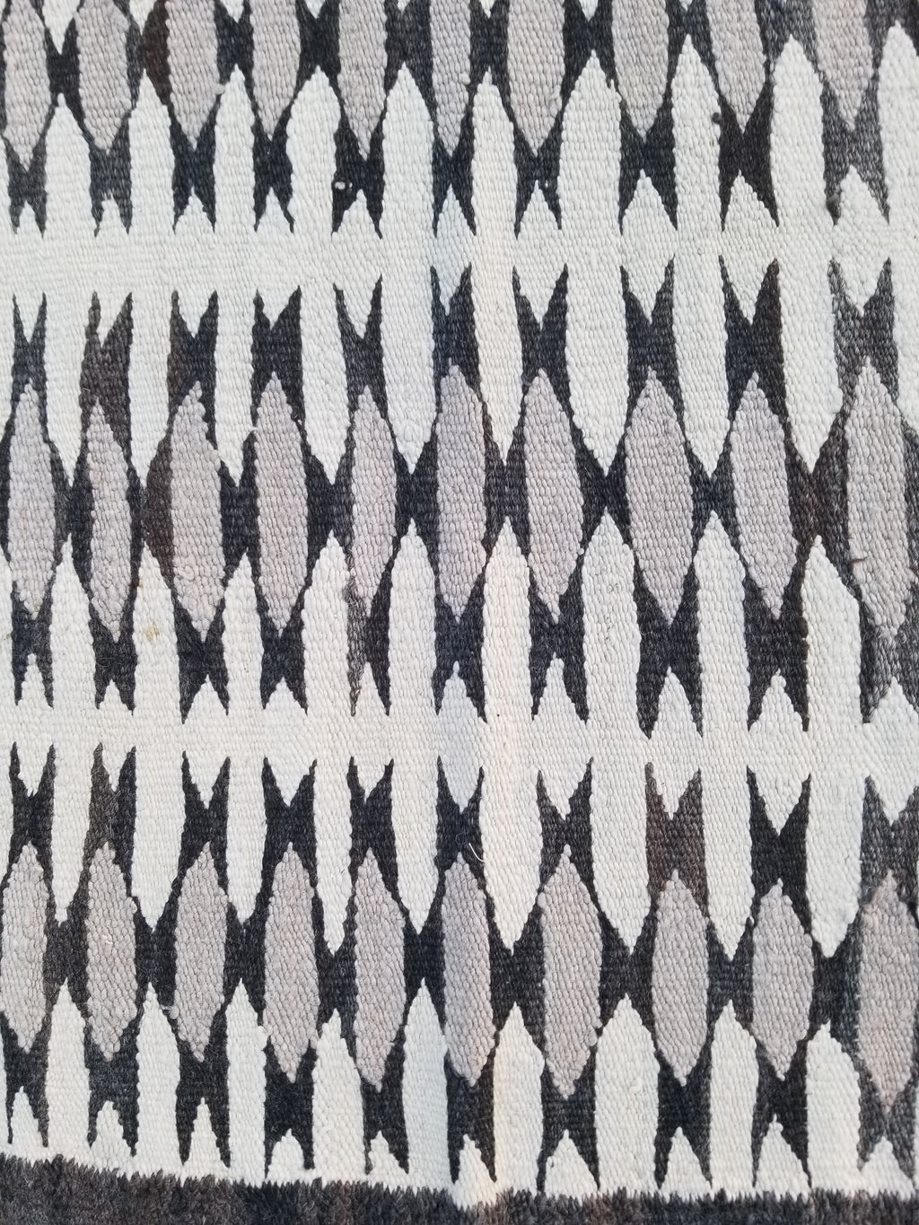 Vintage Traditional Handmade Native American Navajo Gallup Throw Wool Rug 73x66cm