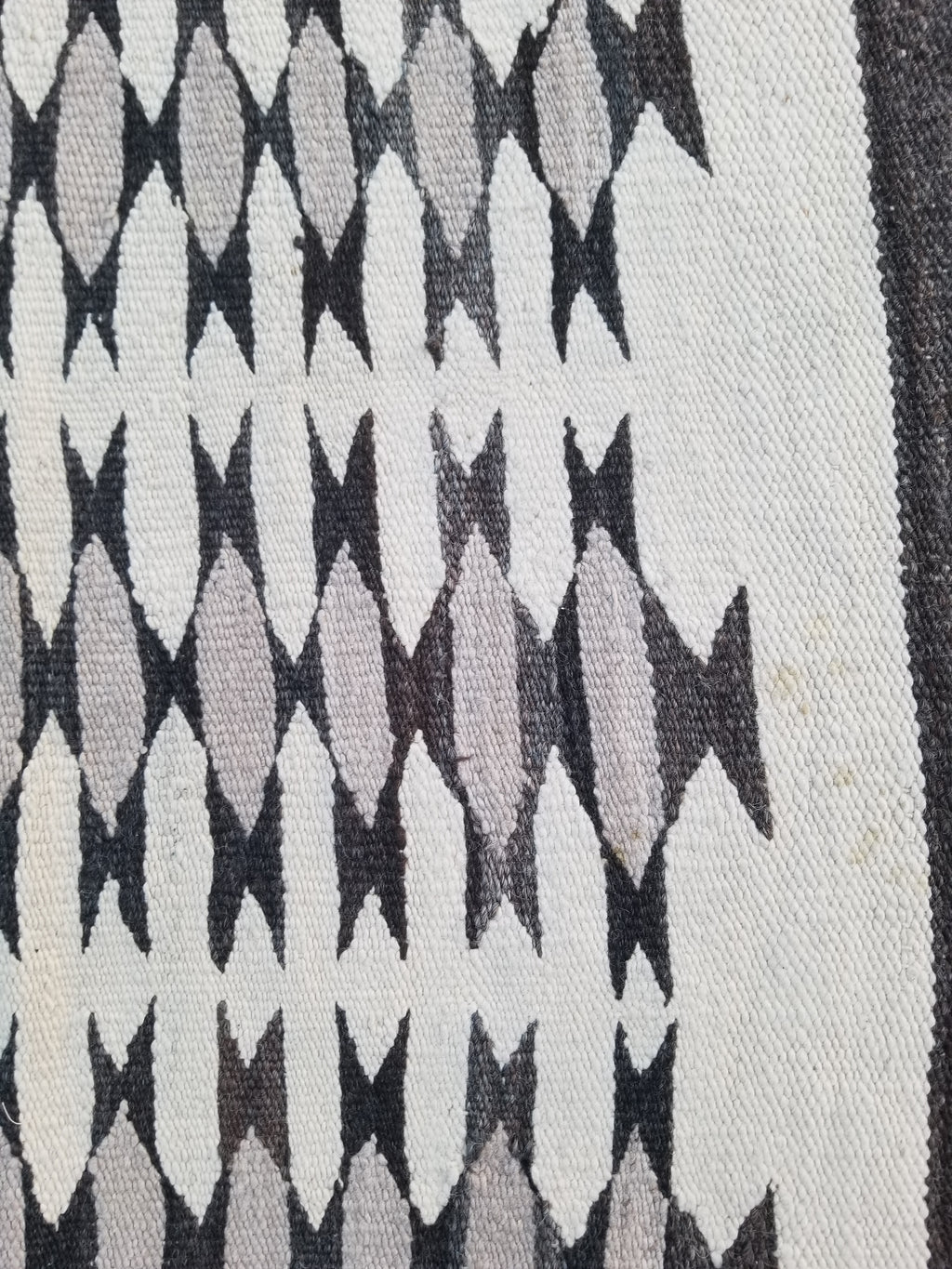 Vintage Traditional Handmade Native American Navajo Gallup Throw Wool Rug 73x66cm
