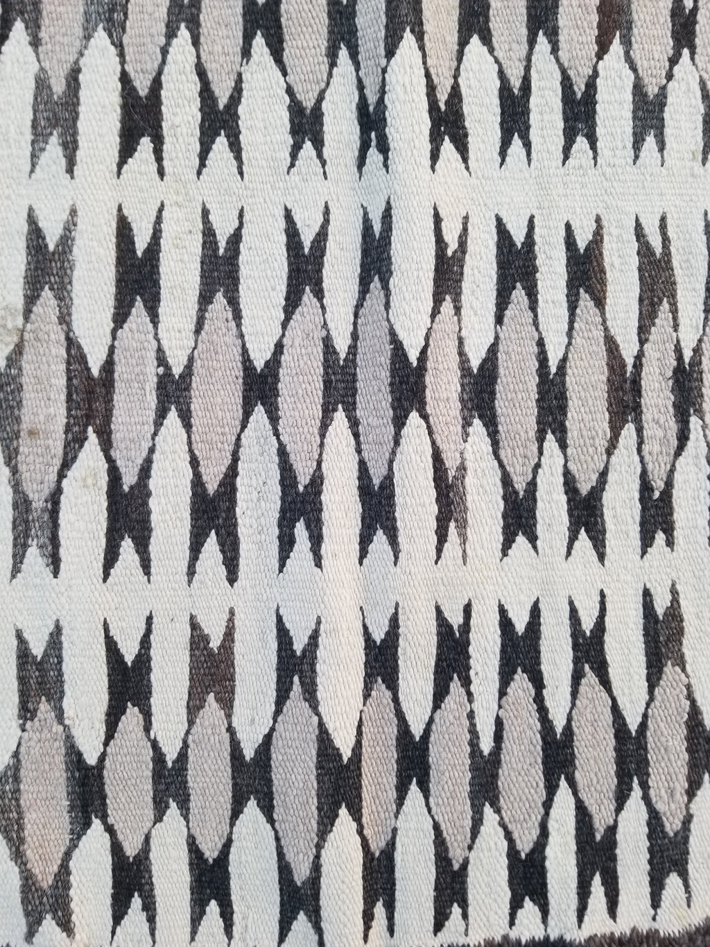 Vintage Traditional Handmade Native American Navajo Gallup Throw Wool Rug 73x66cm