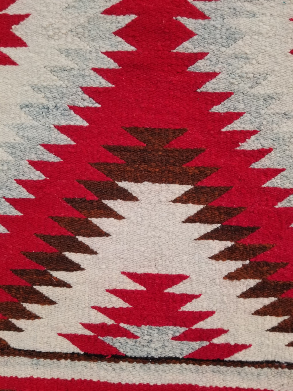 Vintage Handmade Native American Navajo Eye Dazzler Style Wool Rug 87x42cm