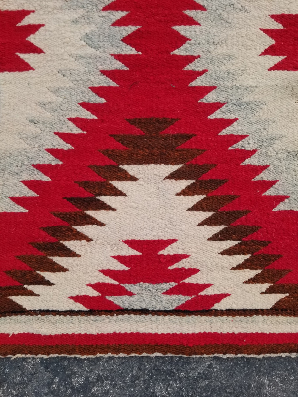 Vintage Handmade Native American Navajo Eye Dazzler Style Wool Rug 87x42cm