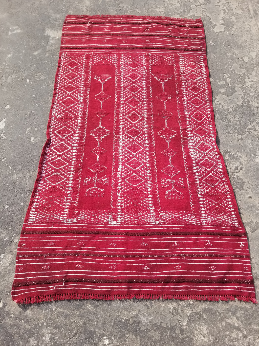 Vintage Traditional Handmade Tunisian Wool Red & White Kilim 180x100cm
