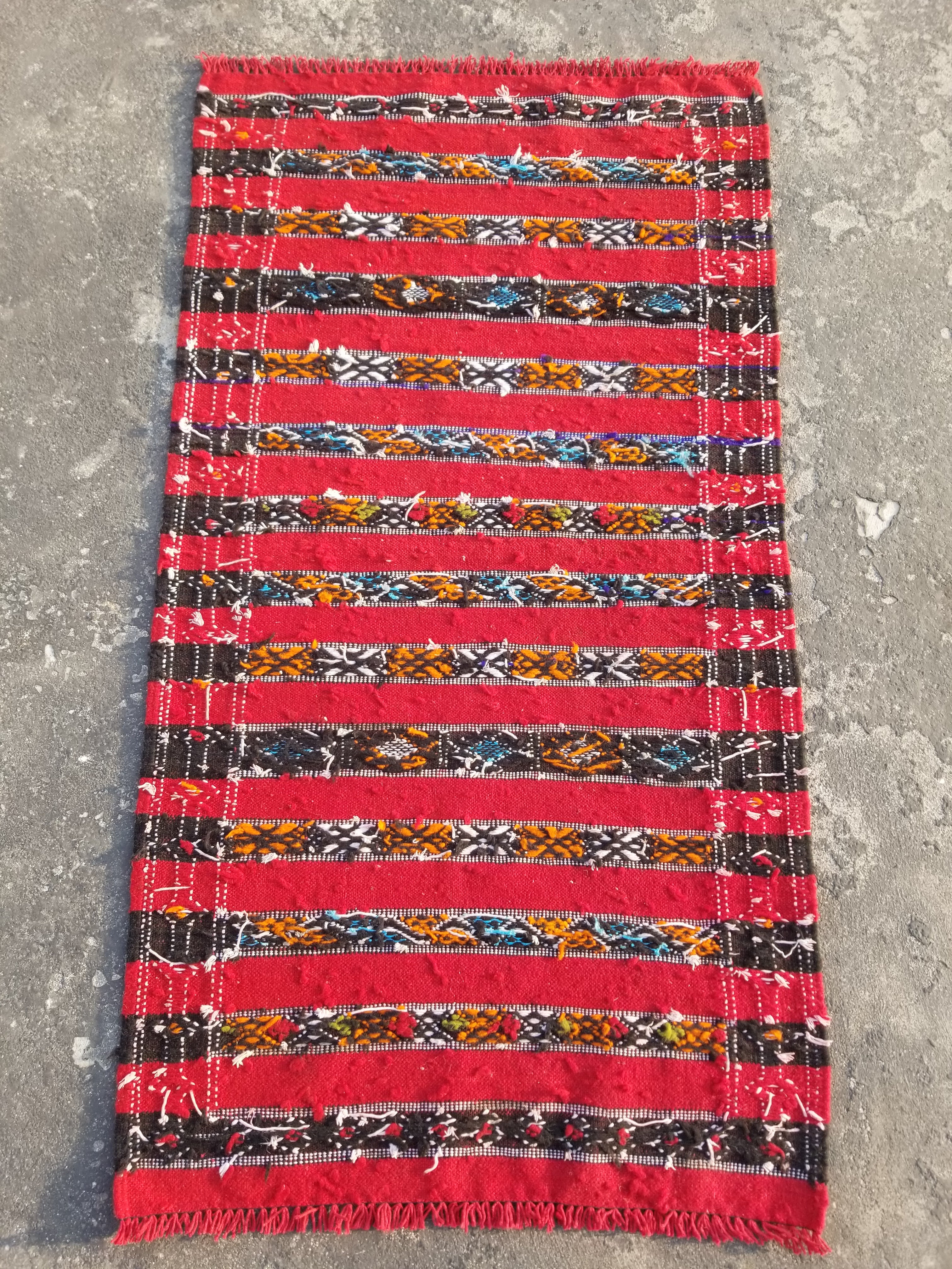 Vintage Traditional Handmade Moroccan Berber Wool Kilim Rug 143x75cms