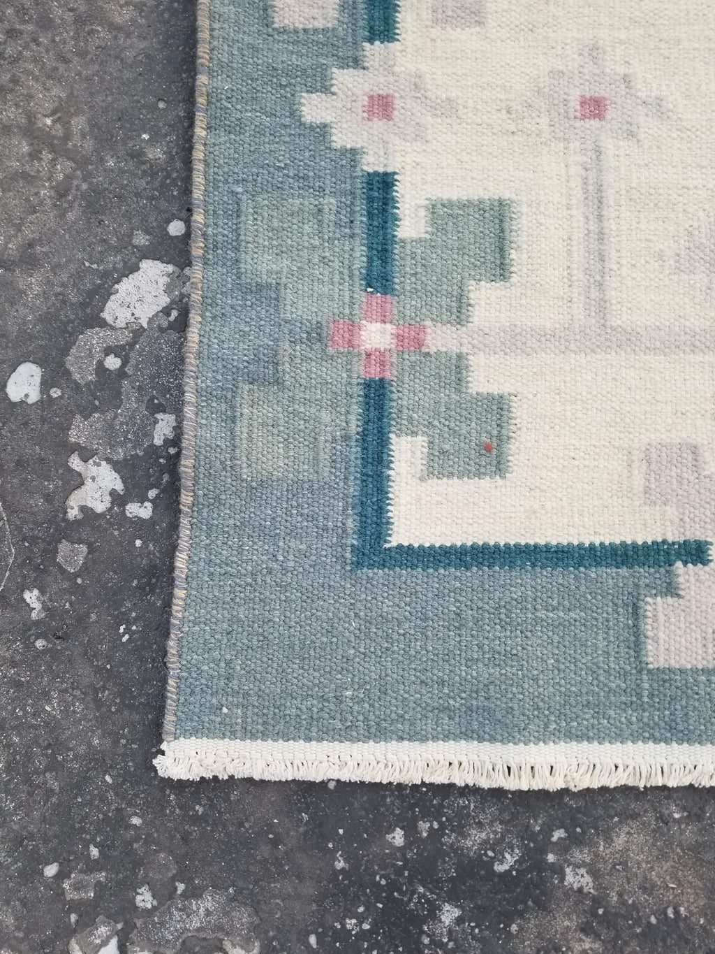 Vintage Traditional Handmade Scandinavian Flatweave Wool Kilim Rug 187x136cms