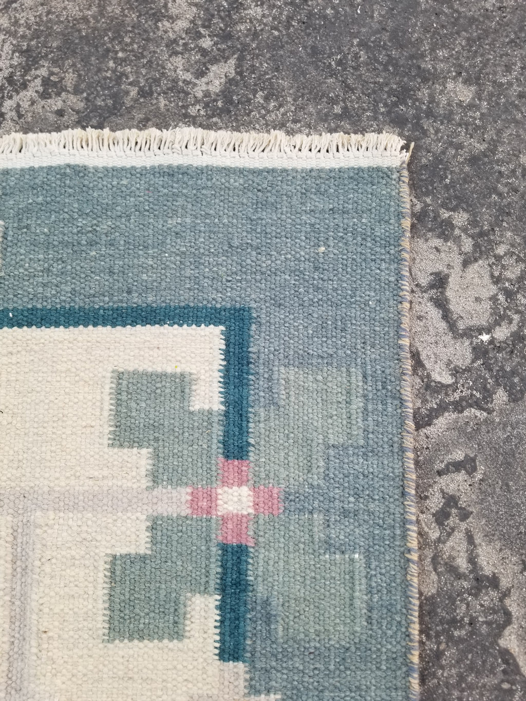 Vintage Traditional Handmade Scandinavian Flatweave Wool Kilim Rug 187x136cms