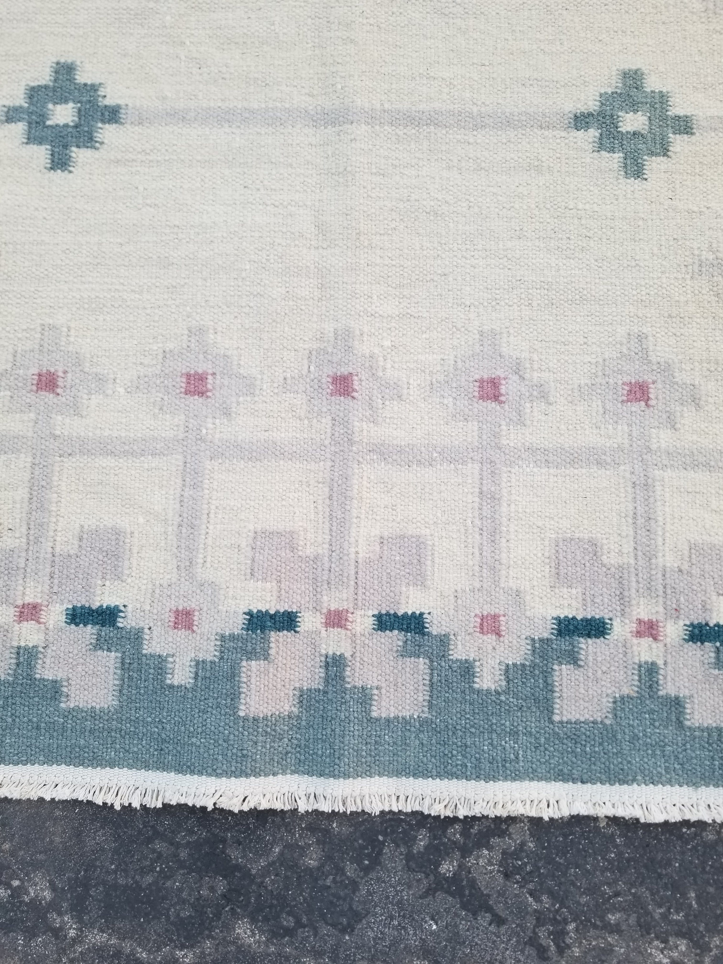 Vintage Traditional Handmade Scandinavian Flatweave Wool Kilim Rug 187x136cms