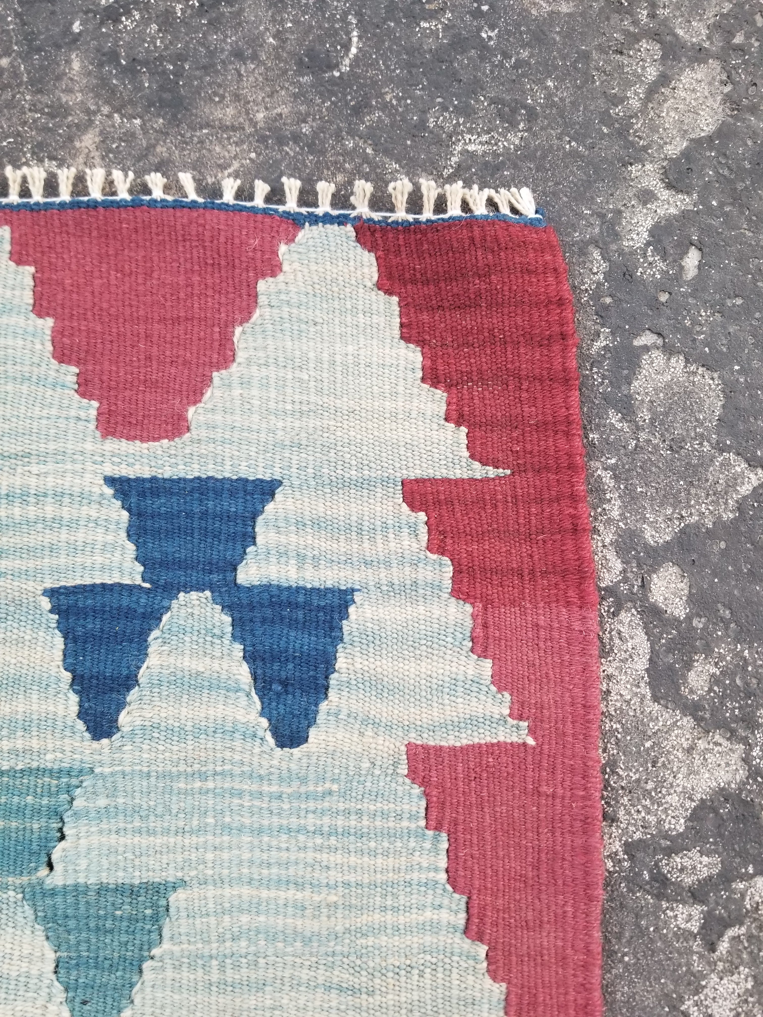 Vintage Handmade Scandinavian-Inspired Flatweave Wool Kilim Rug 103x69cms