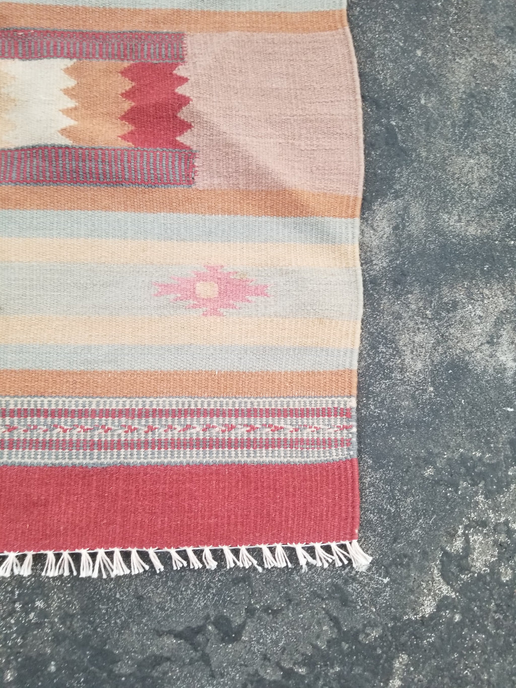 Vintage Handmade Mexican Southwestern-Style Flatweave Wool Kilim Rug 137 x 67 cm
