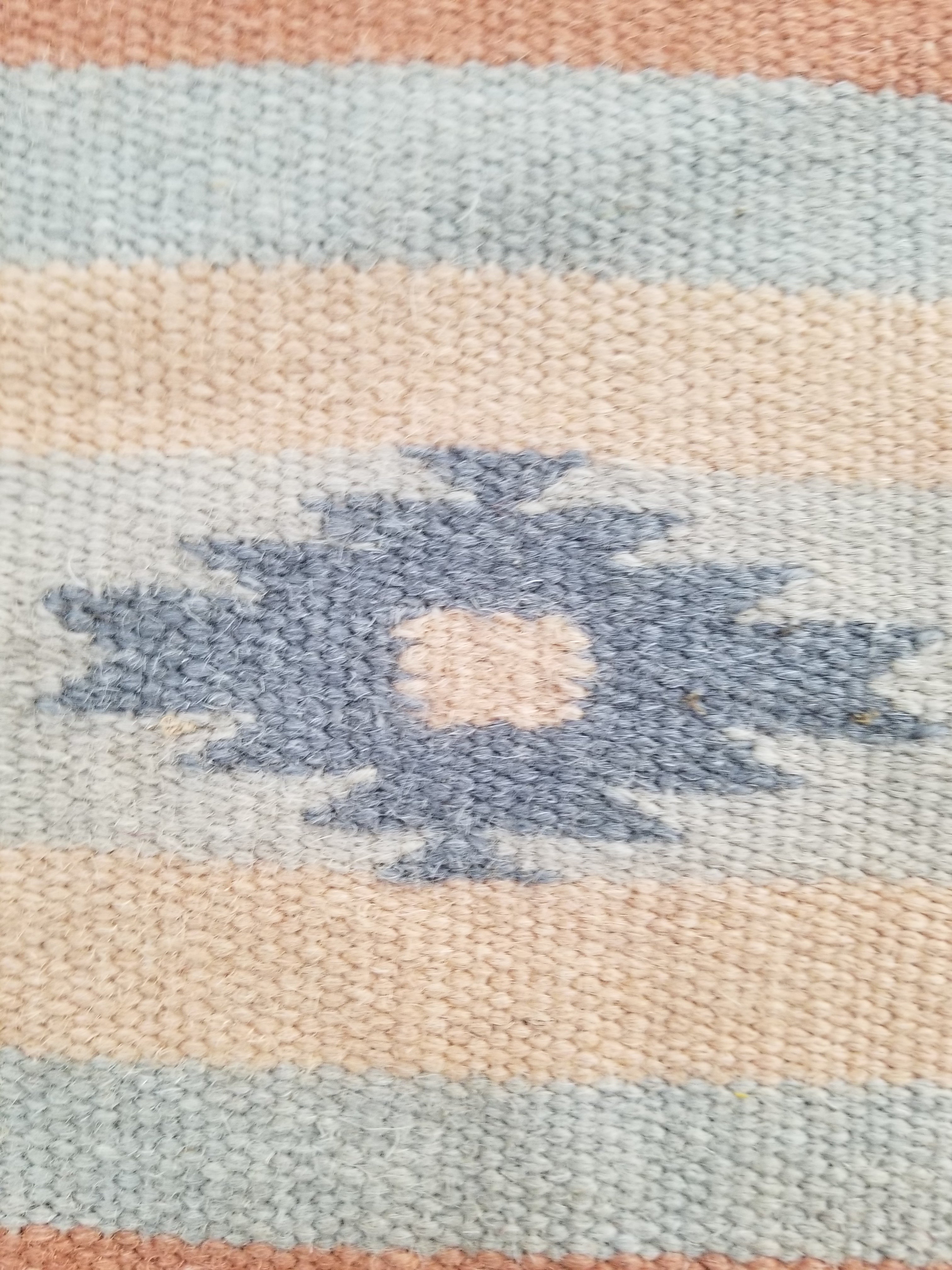 Vintage Handmade Mexican Southwestern-Style Flatweave Wool Kilim Rug 137 x 67 cm