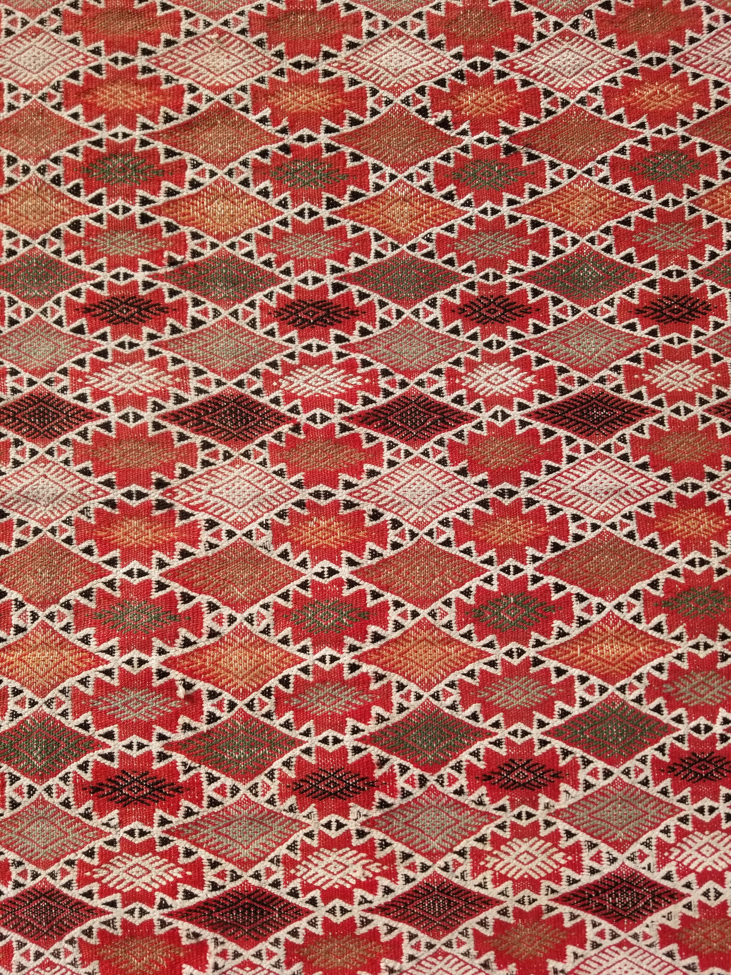 Vintage Traditional Handmade Moroccan Berber-style Wool Kilim Rug 285x183cms