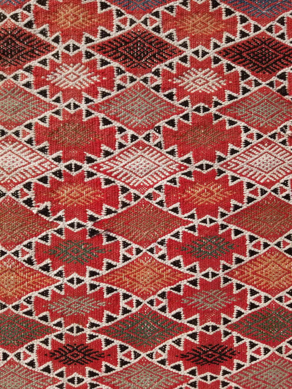Vintage Traditional Handmade Moroccan Berber-style Wool Kilim Rug 285x183cms