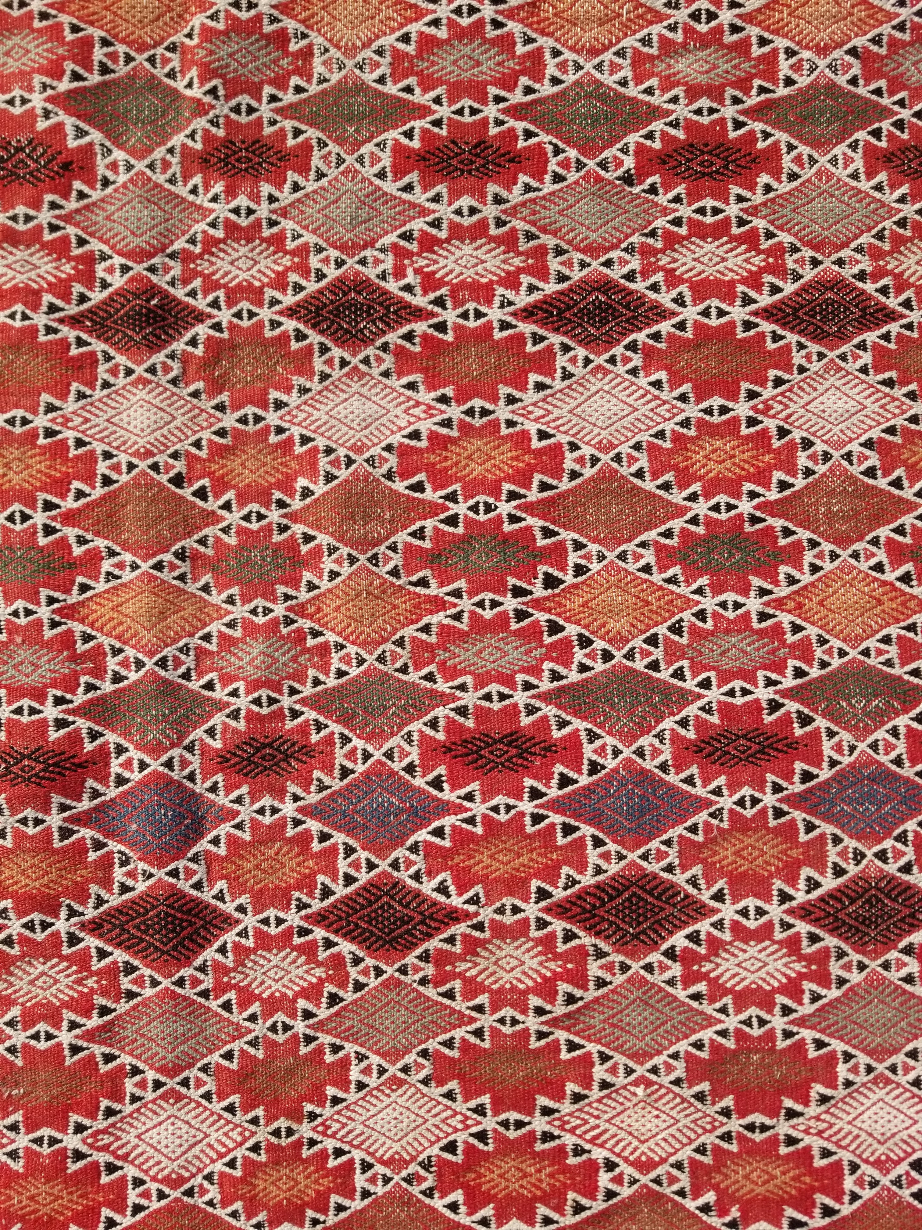 Vintage Traditional Handmade Moroccan Berber-style Wool Kilim Rug 285x183cms