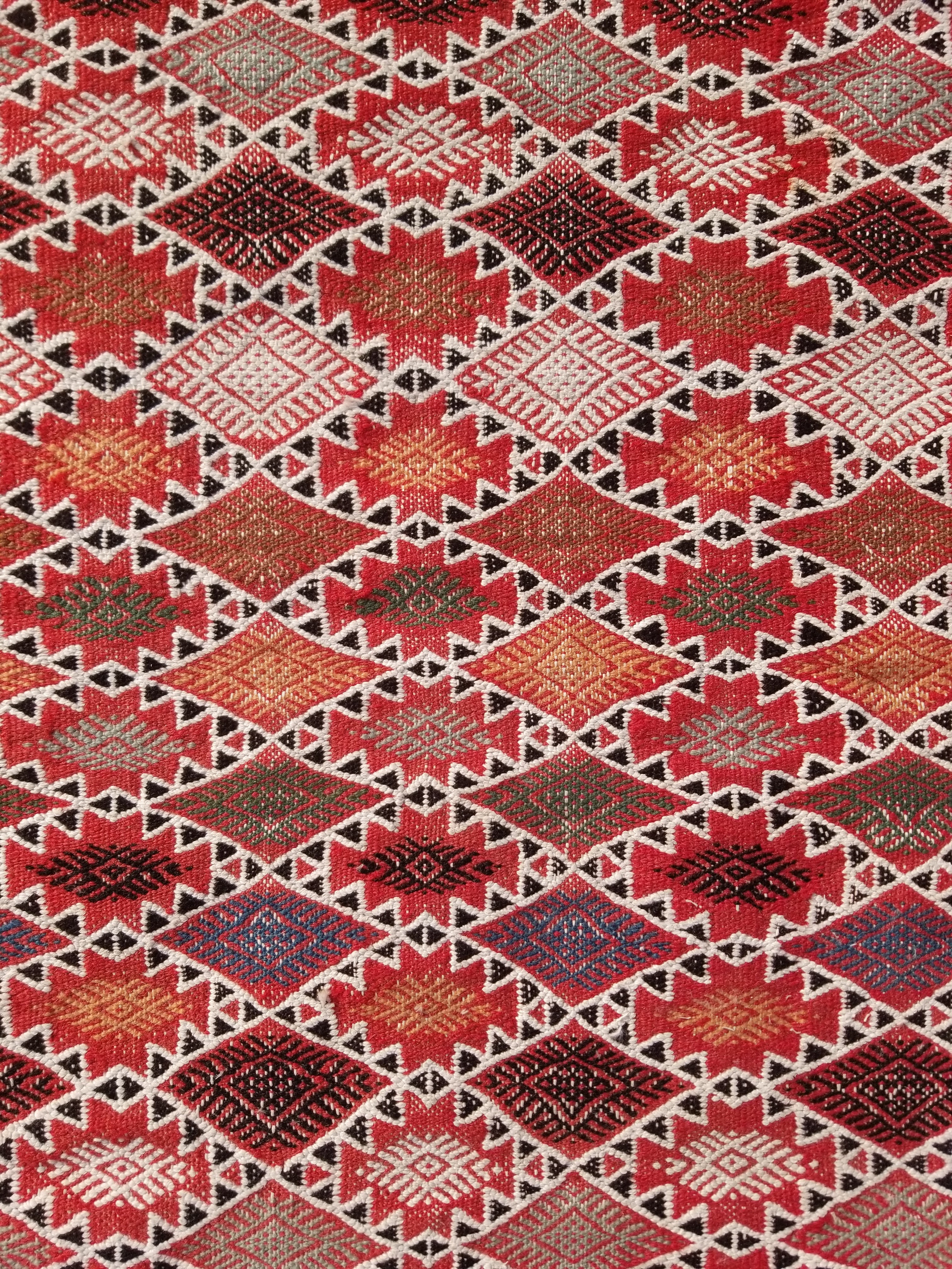 Vintage Traditional Handmade Moroccan Berber-style Wool Kilim Rug 285x183cms