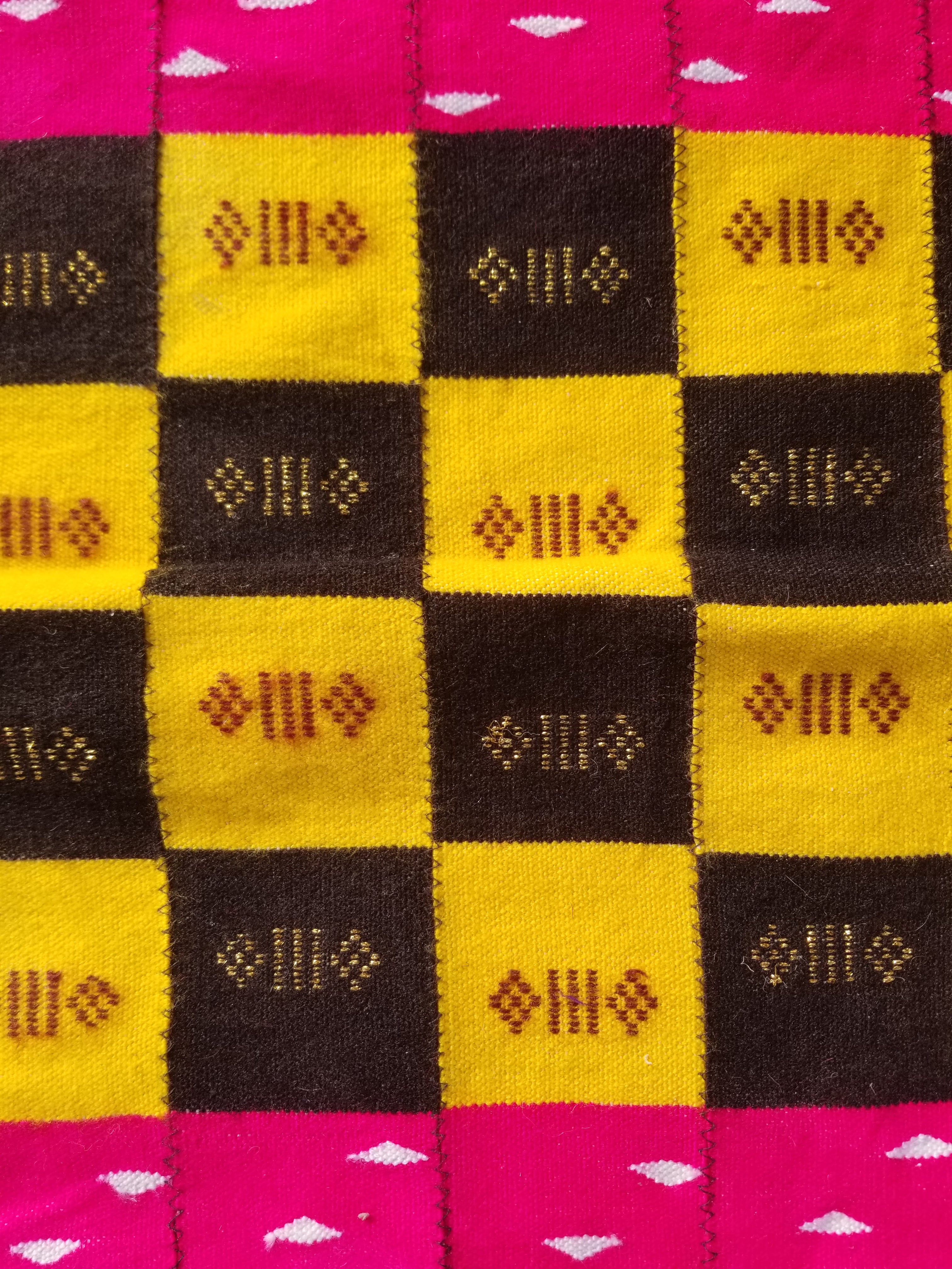 Vintage Traditional Handmade African Kenta-Style Wool Kilim Rug 280x185cms