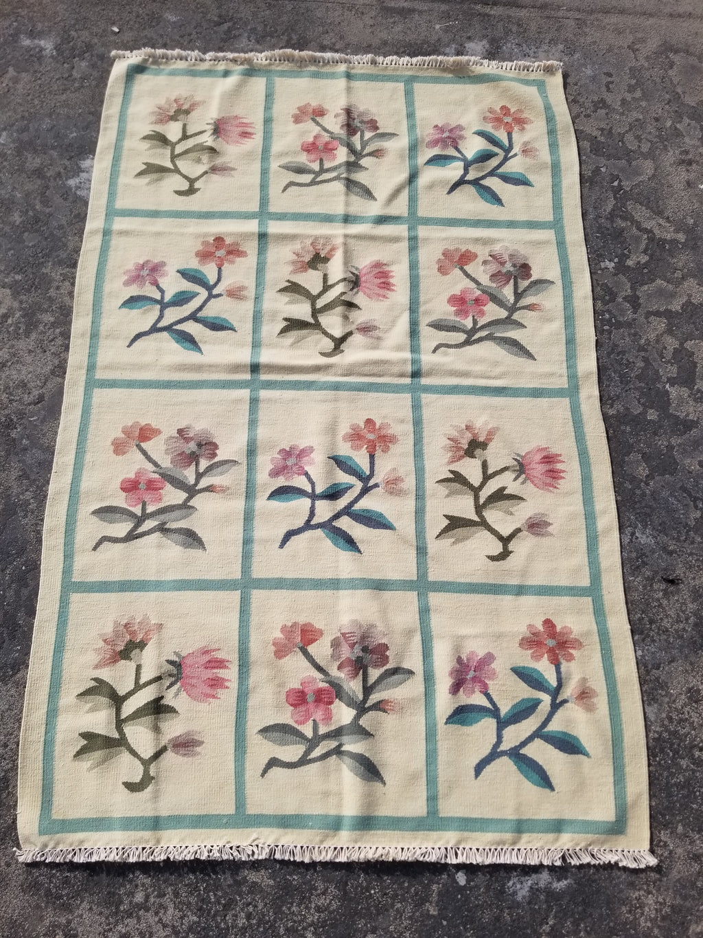 Vintage Traditional Handmade Romanian Floral Flatweave Wool Kilim Rug 174x110cms