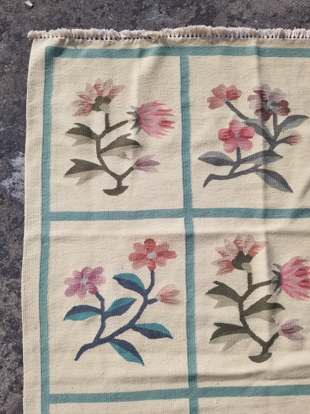 Vintage Traditional Handmade Romanian Floral Flatweave Wool Kilim Rug 174x110cms