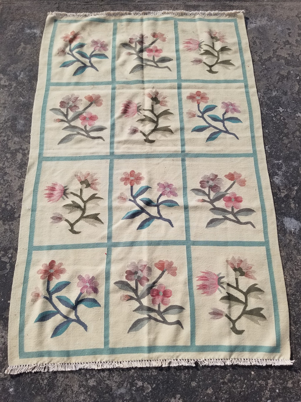 Vintage Traditional Handmade Romanian Floral Flatweave Wool Kilim Rug 174x110cms