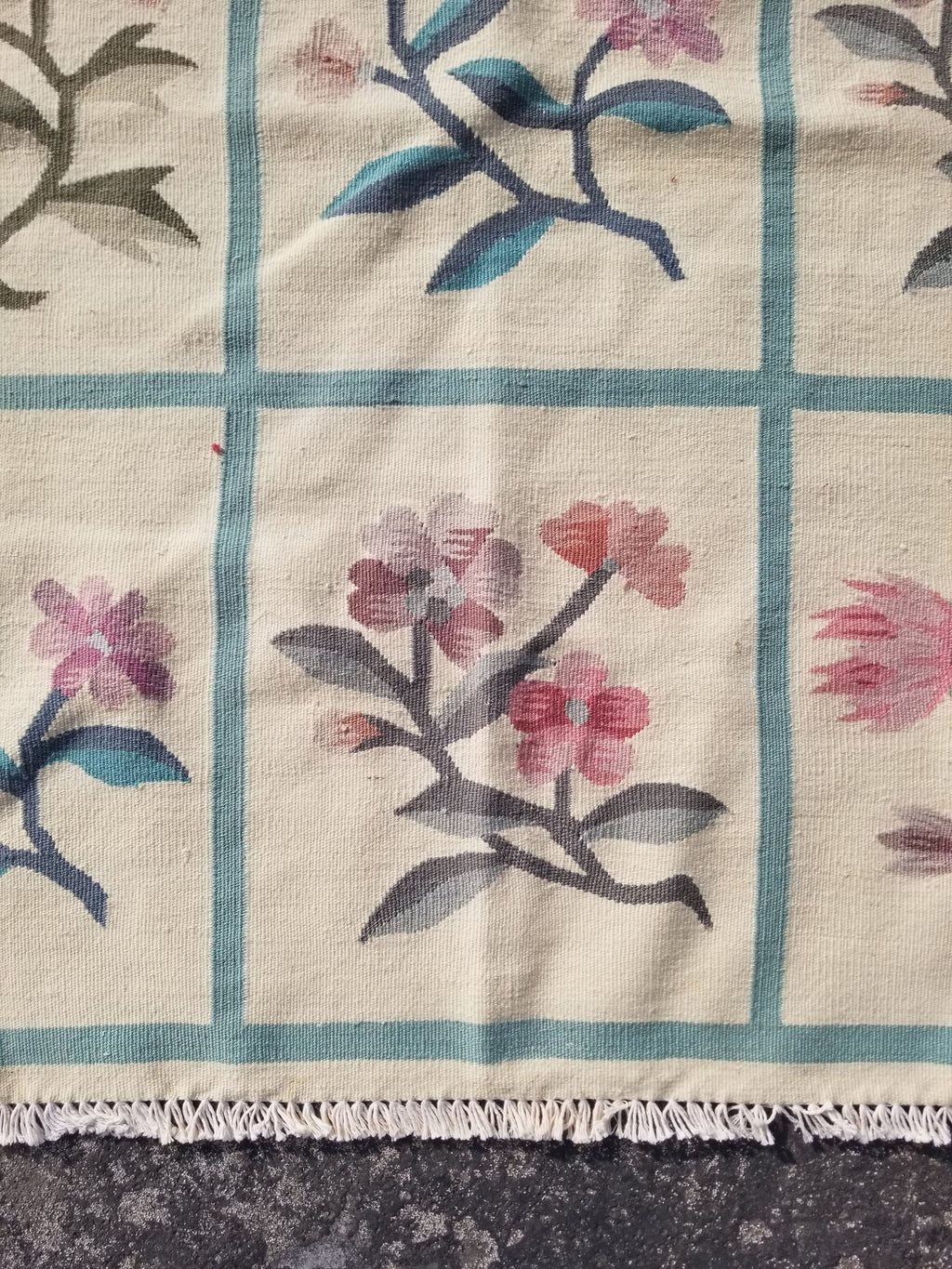 Vintage Traditional Handmade Romanian Floral Flatweave Wool Kilim Rug 174x110cms