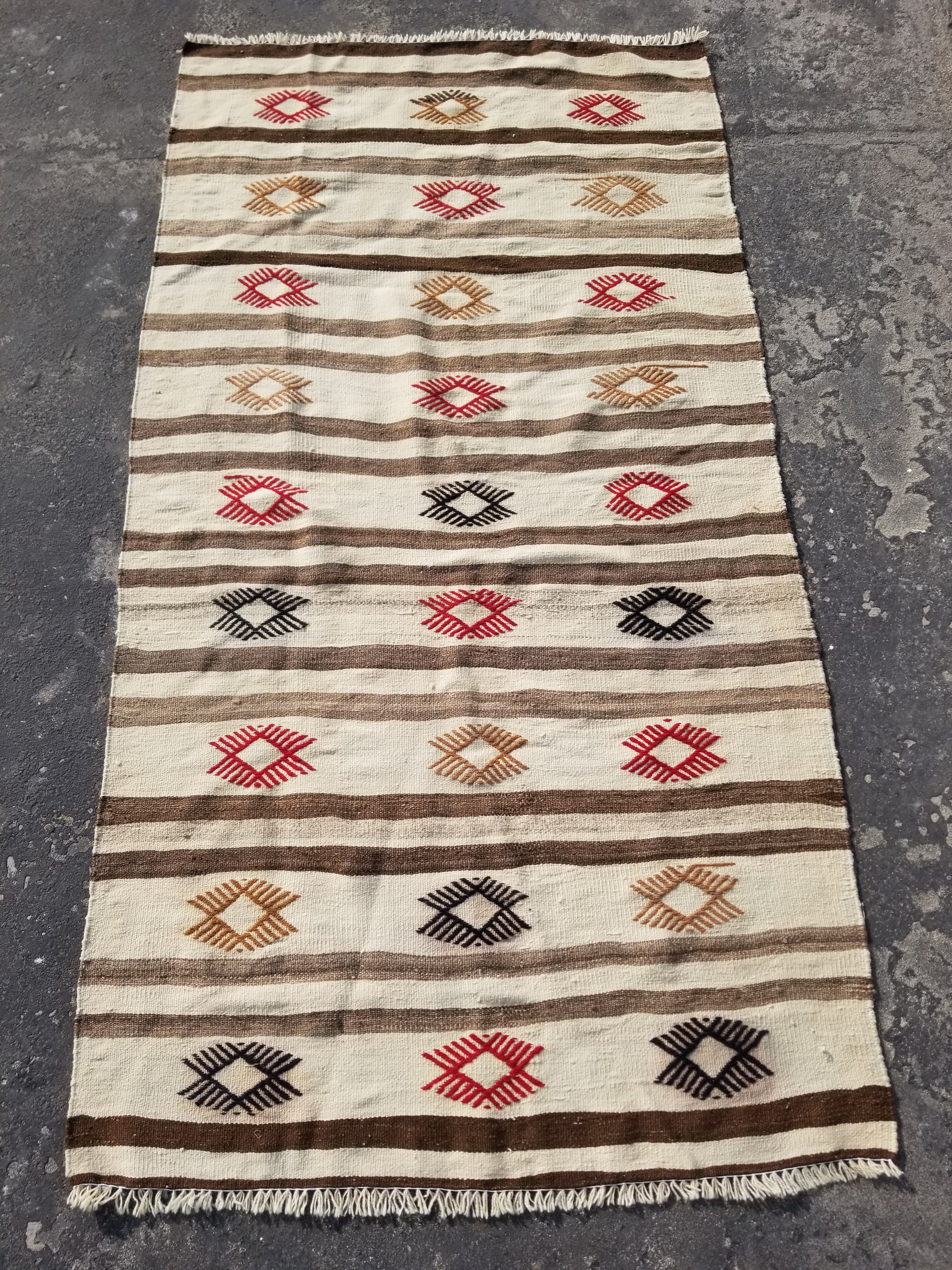 Vintage Traditional Handmade Mexican Zapotec Wool Kilim Rug 187x101cms