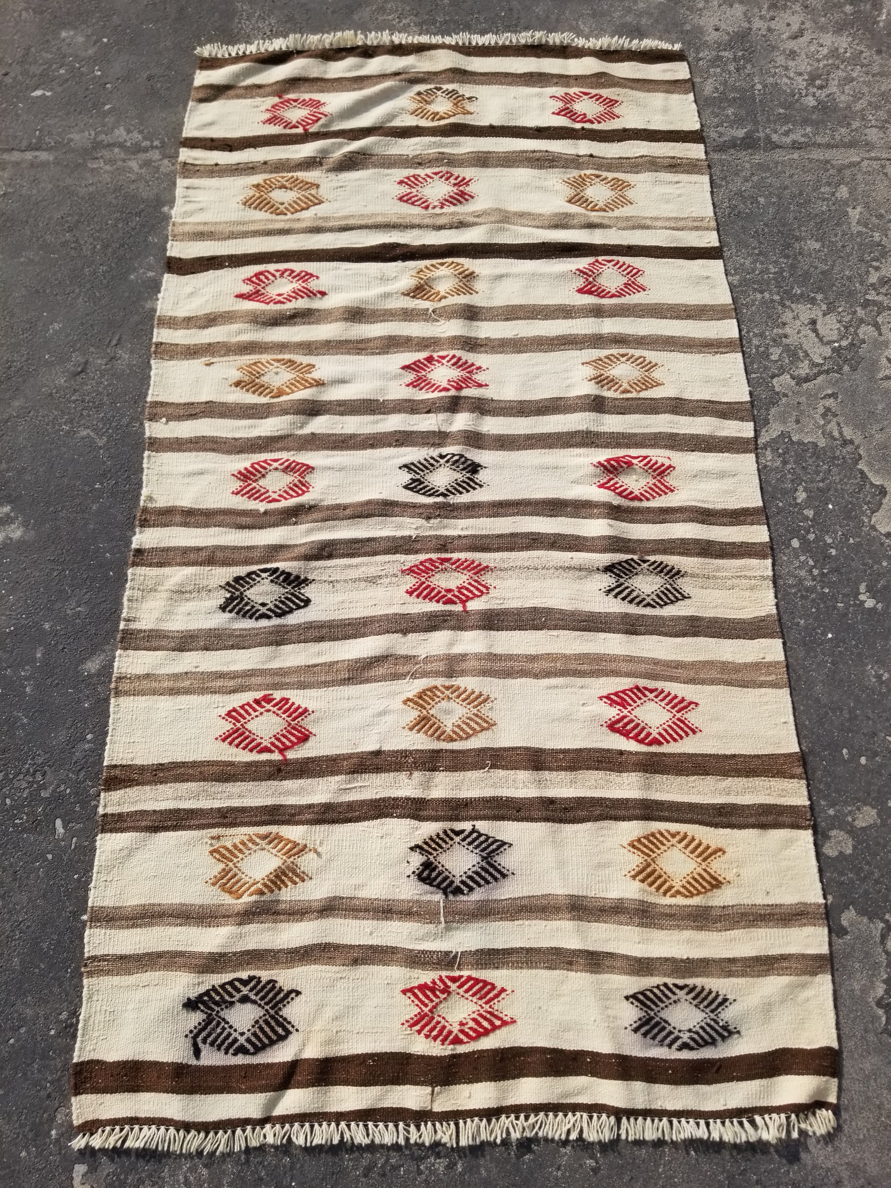Vintage Traditional Handmade Mexican Zapotec Wool Kilim Rug 187x101cms