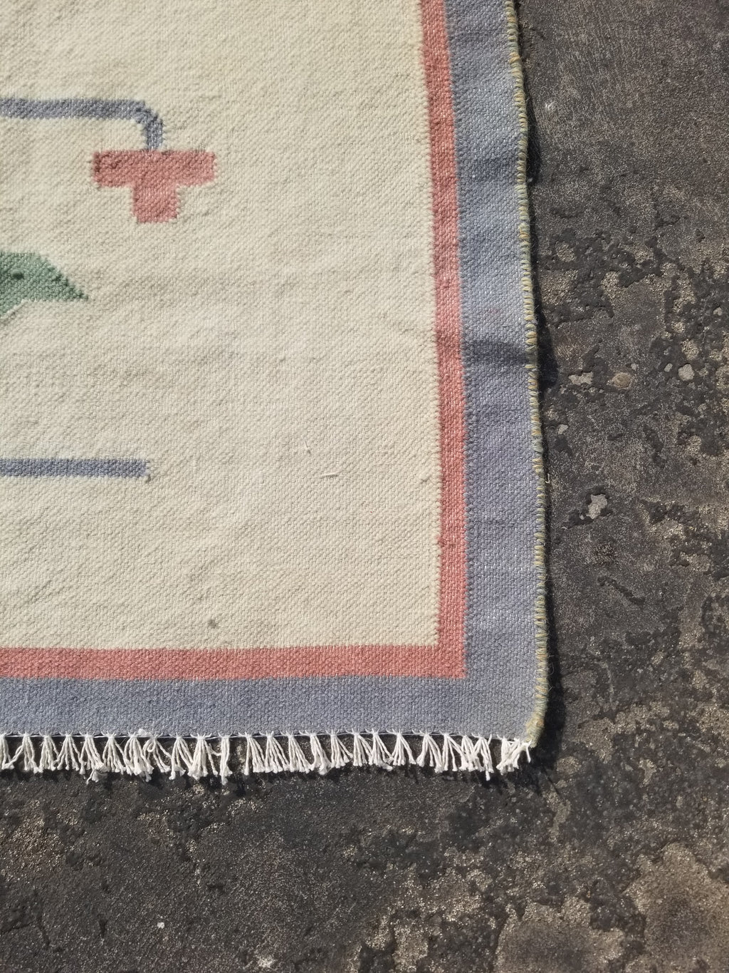 Vintage Traditional Handmade Swedish Floral Flatweave Wool Kilim Rug 133x88cms