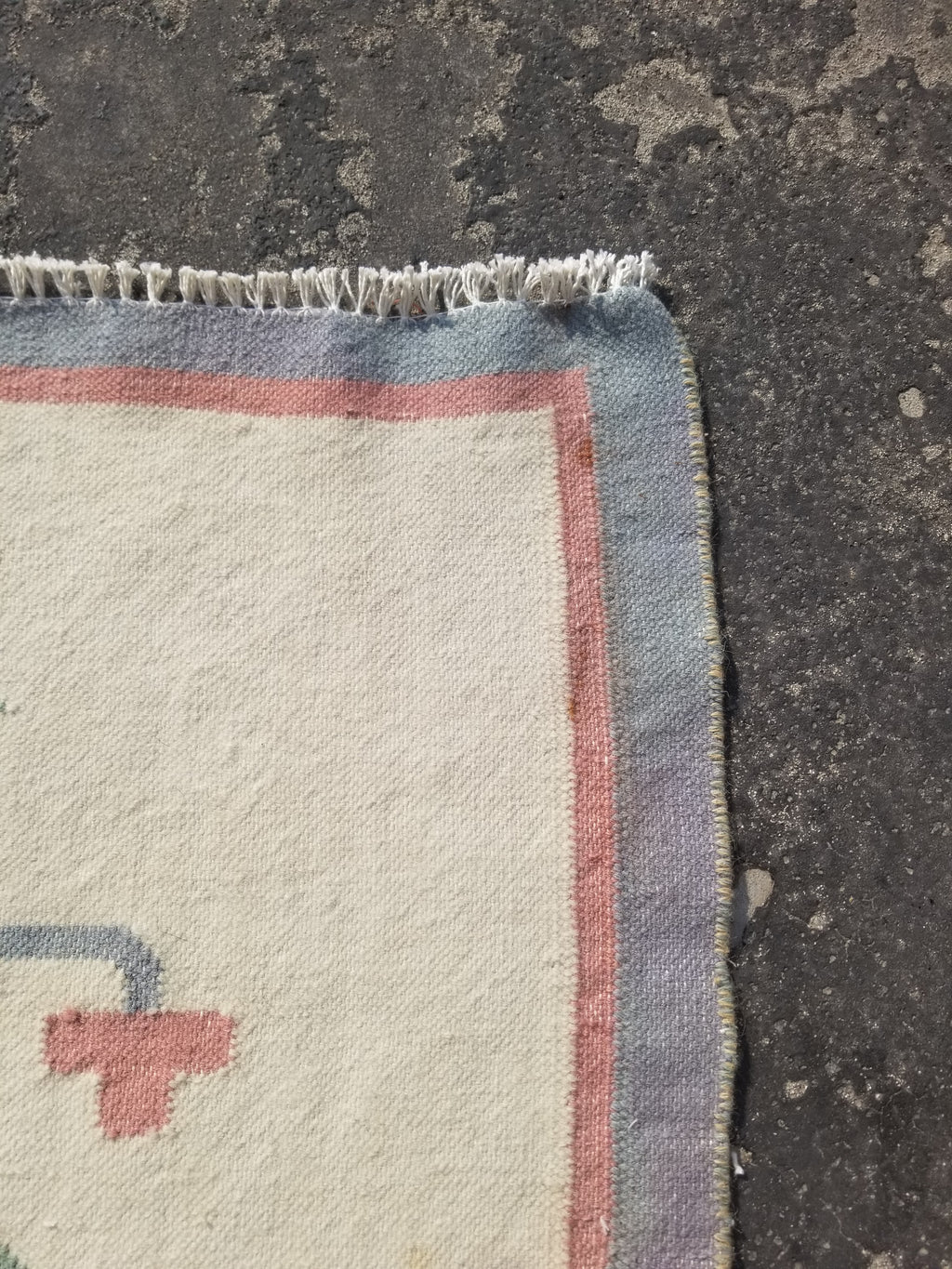 Vintage Traditional Handmade Swedish Floral Flatweave Wool Kilim Rug 133x88cms