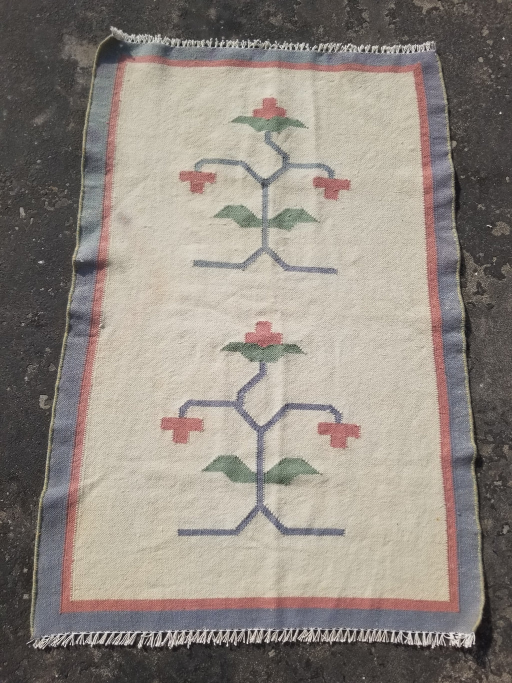 Vintage Traditional Handmade Swedish Floral Flatweave Wool Kilim Rug 133x88cms