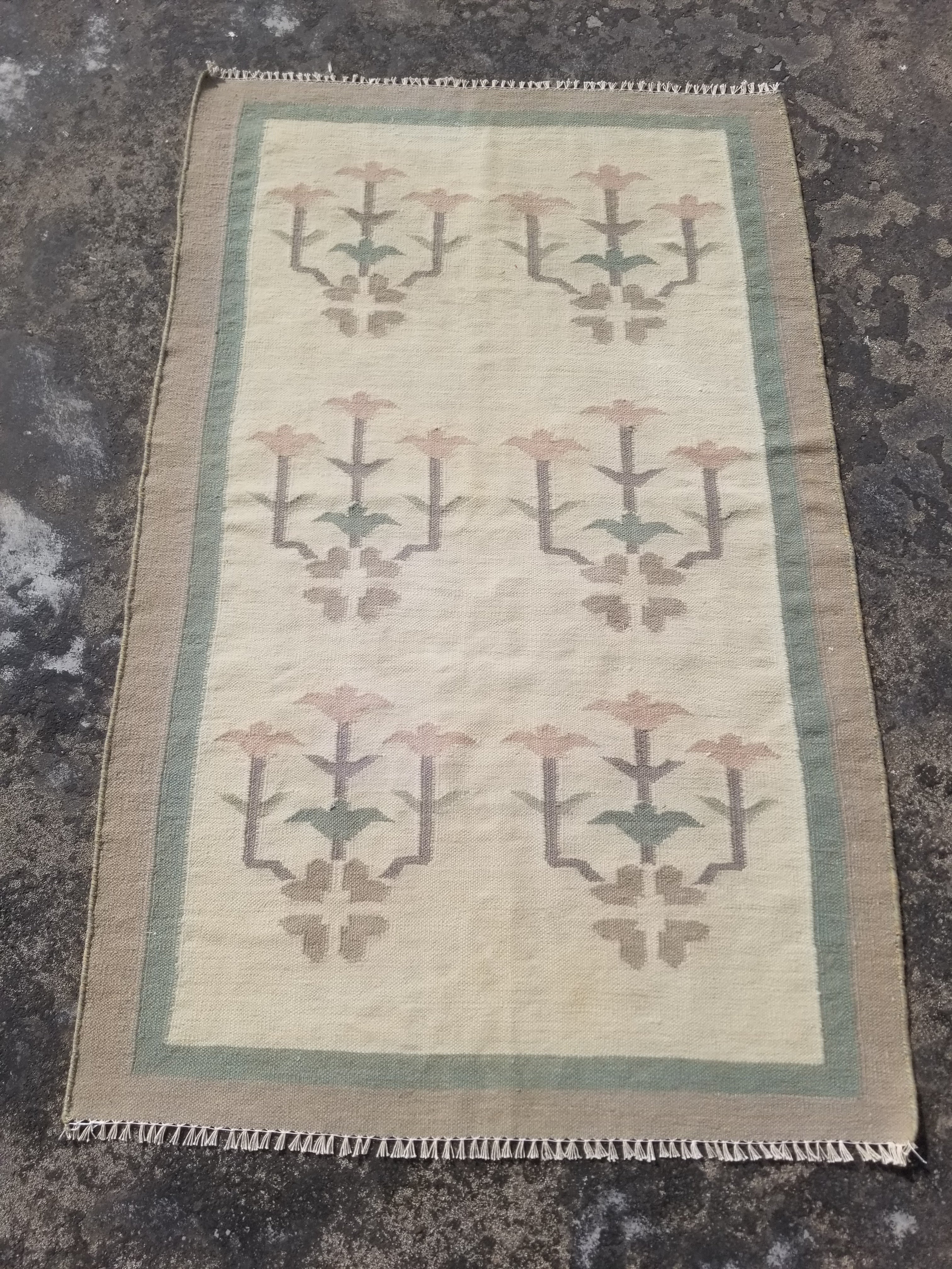 Vintage Traditional Handmade Swedish Flatweave Wool Kilim Rug 148x94cms